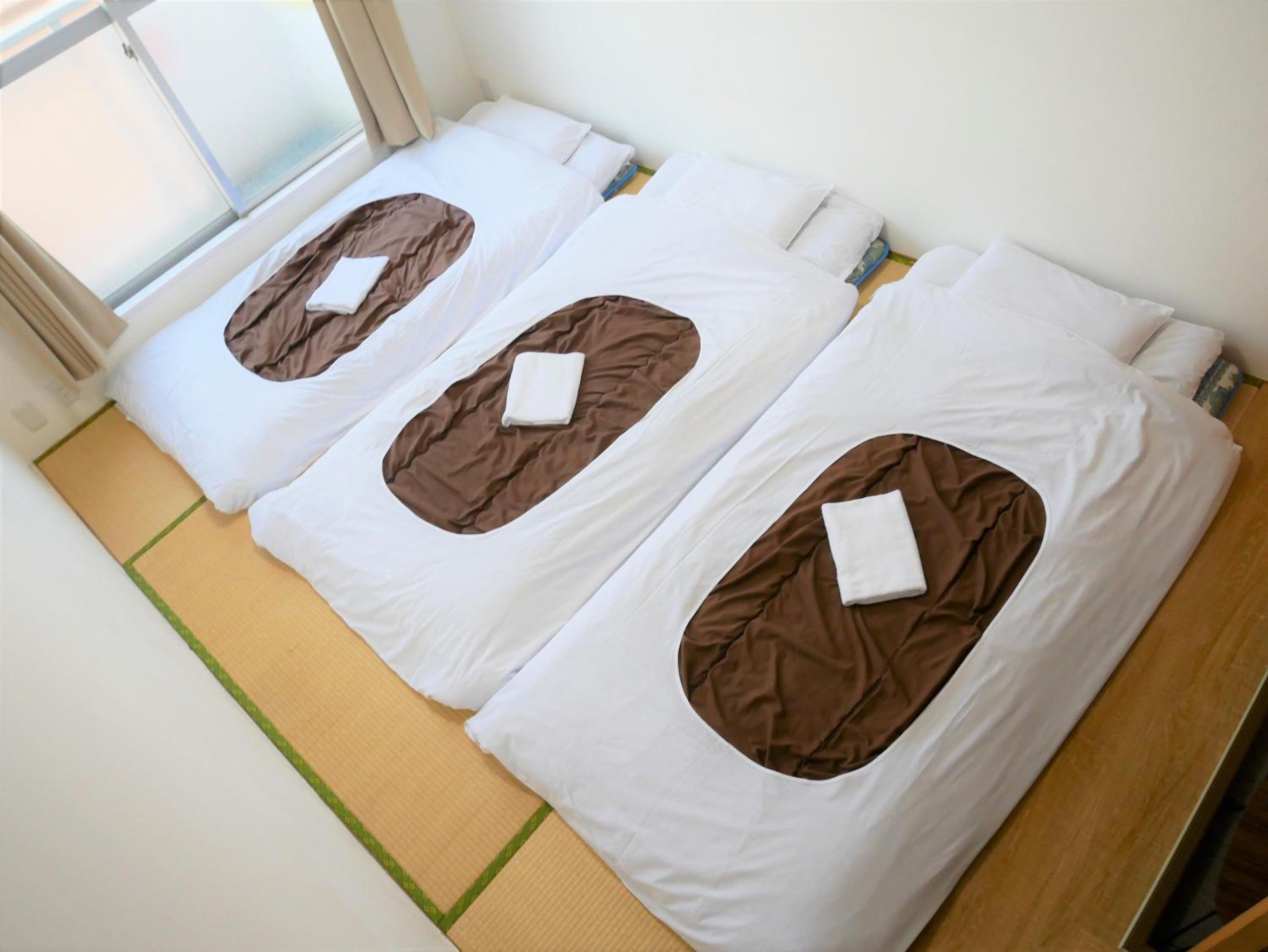 【Japanese-Style Room with Shared Bathroom】 for 3 person - Photo 4