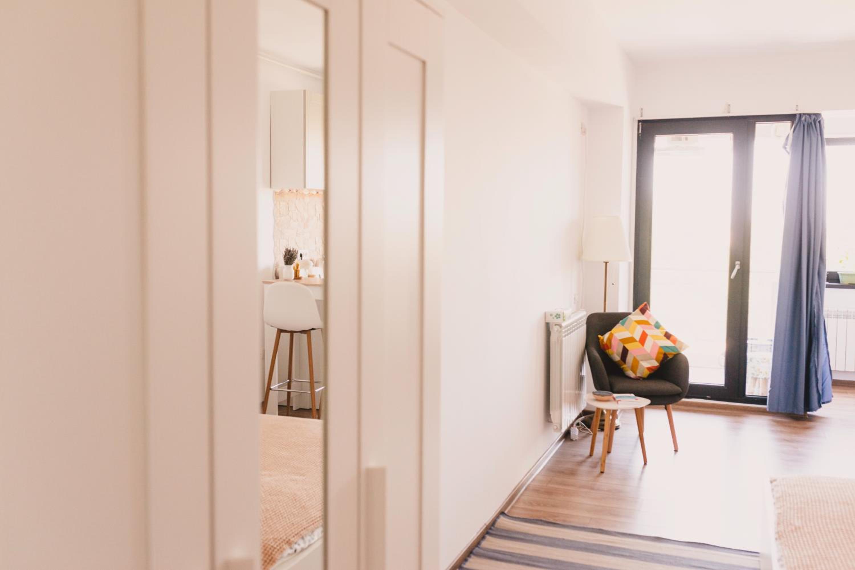 One-Bedroom Apartment - Photo 13