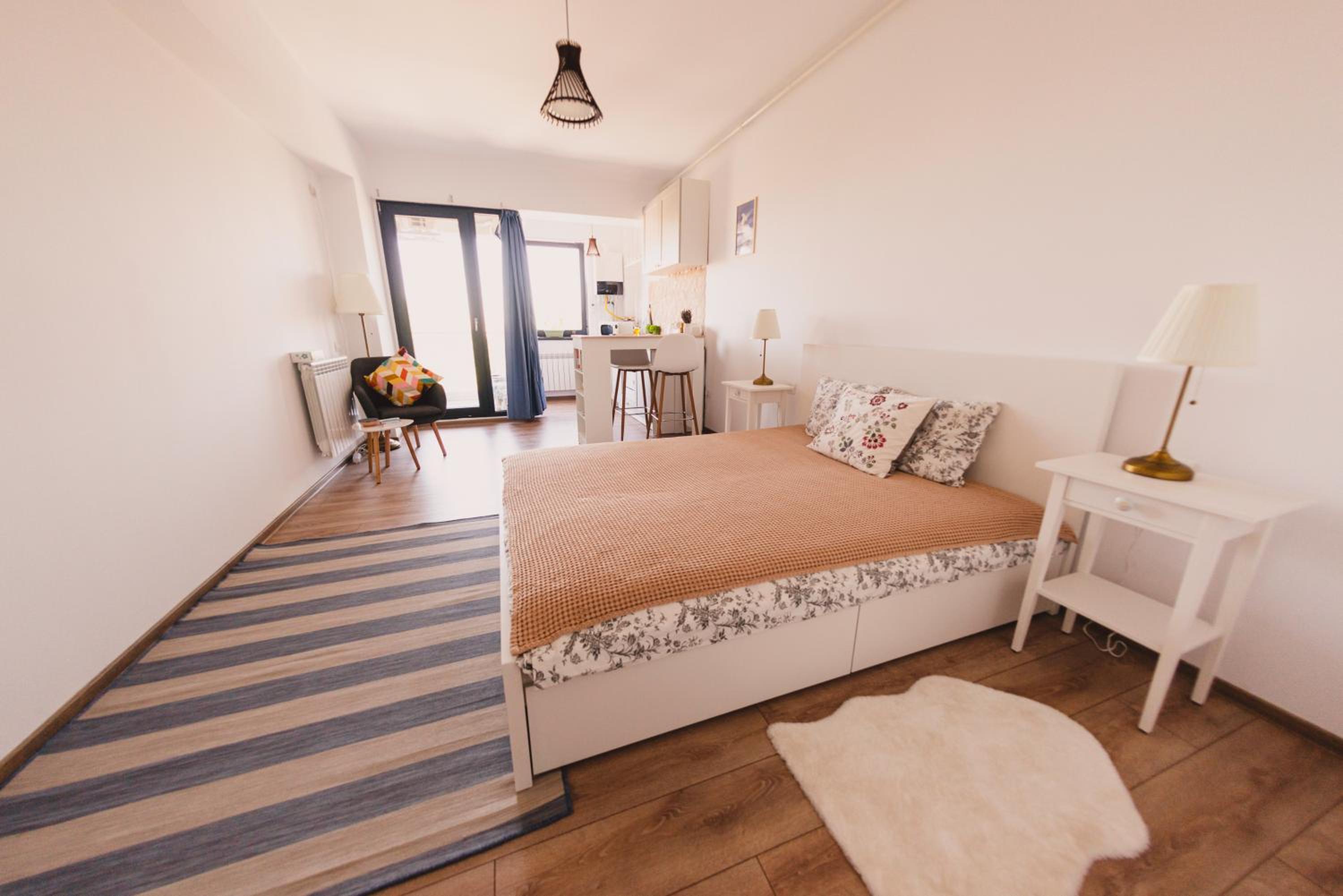One-Bedroom Apartment - Photo 20