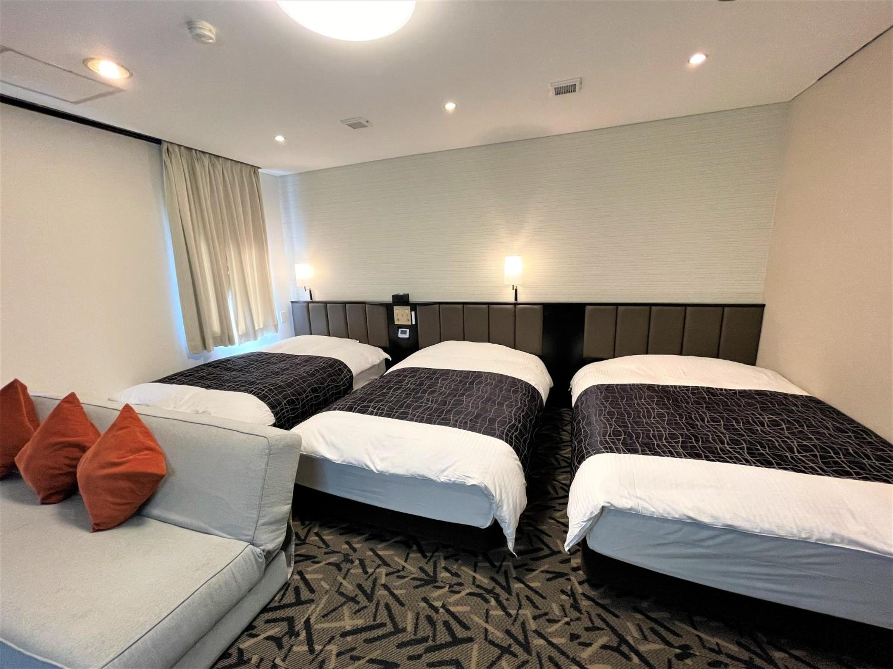 Triple Room - Non-Smoking