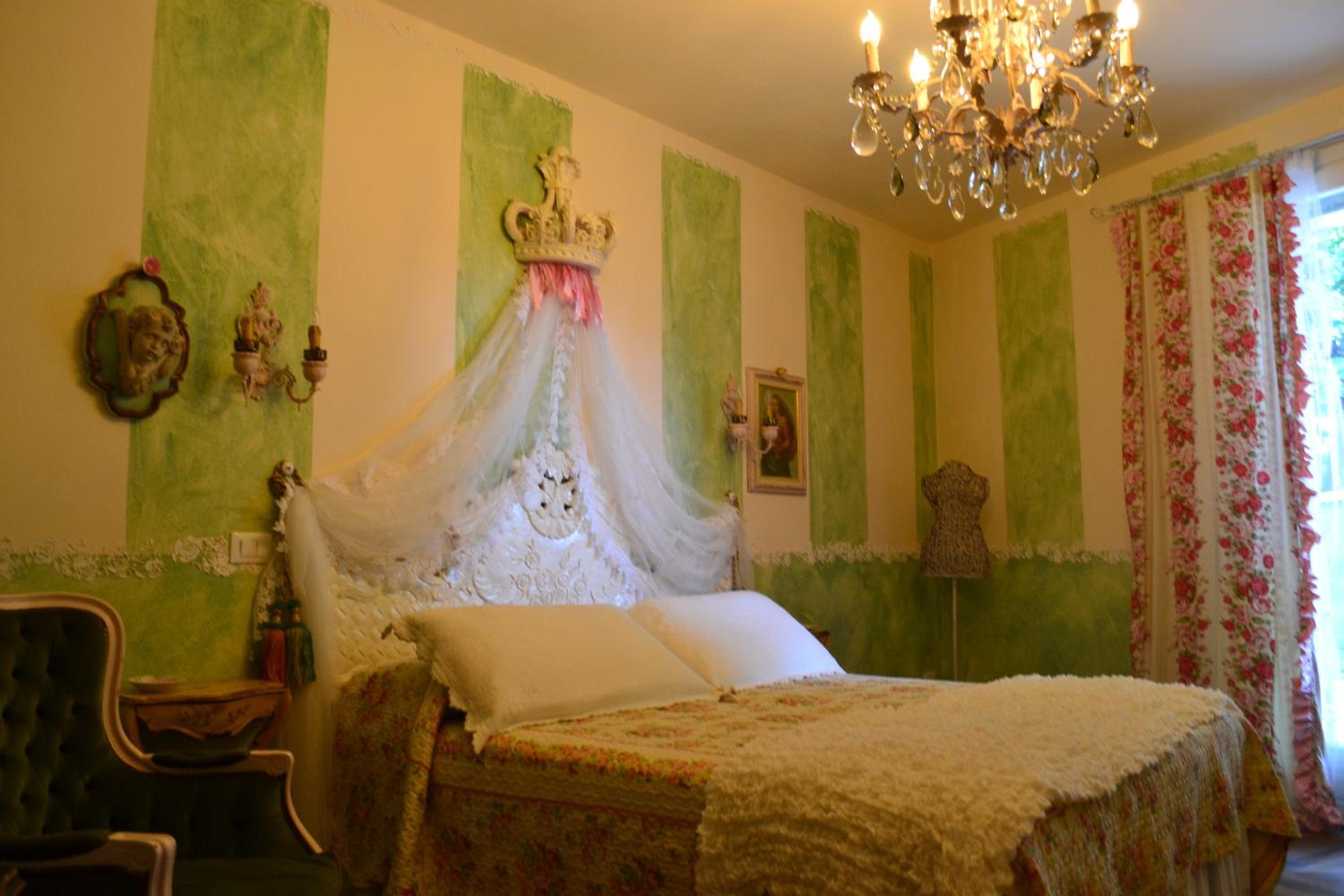 Double Room - Photo 4