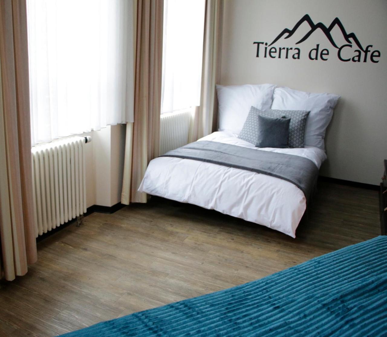 Triple Room - Photo 6