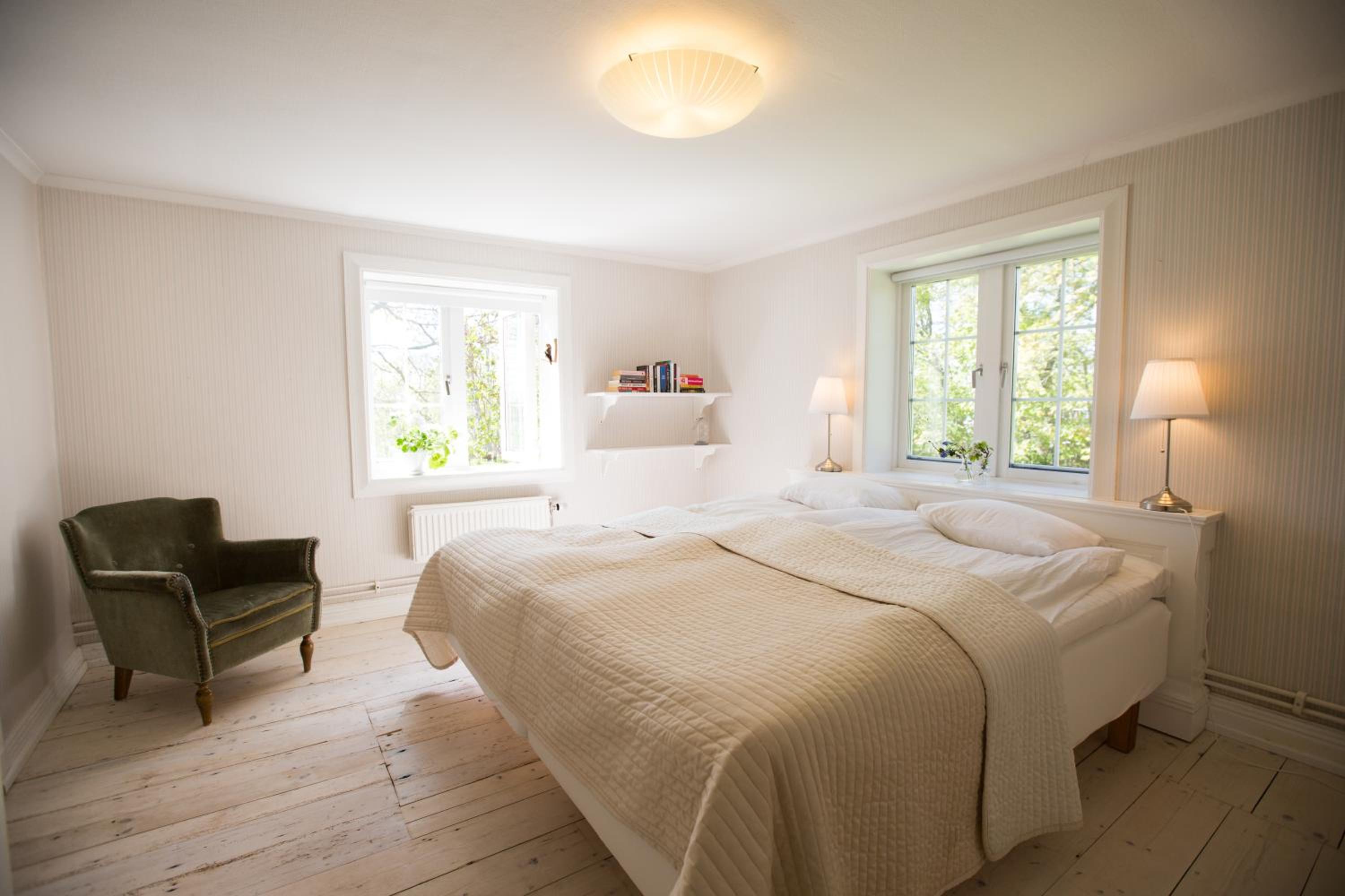 Standard Double Room with Shared Bathroom photo 1