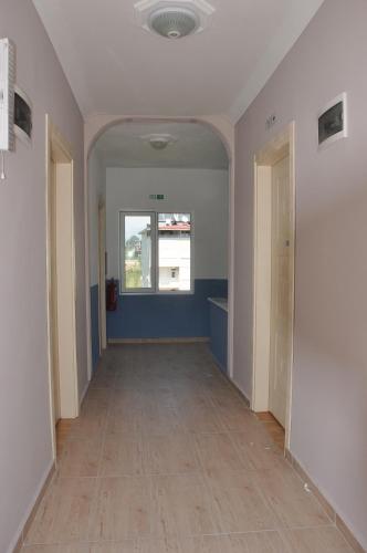 Double Room with Balcony (2 Adults + 1 Child) photo 3