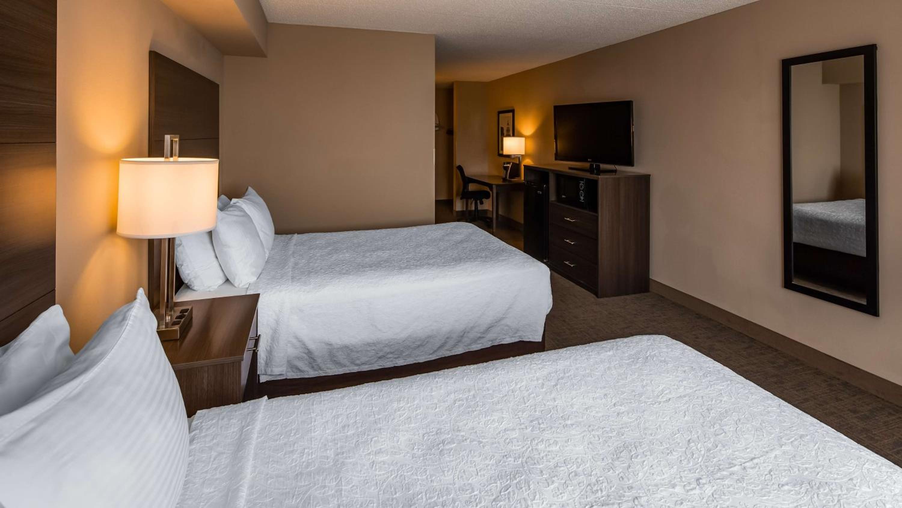 Double Suite with Two Double Beds photo 3