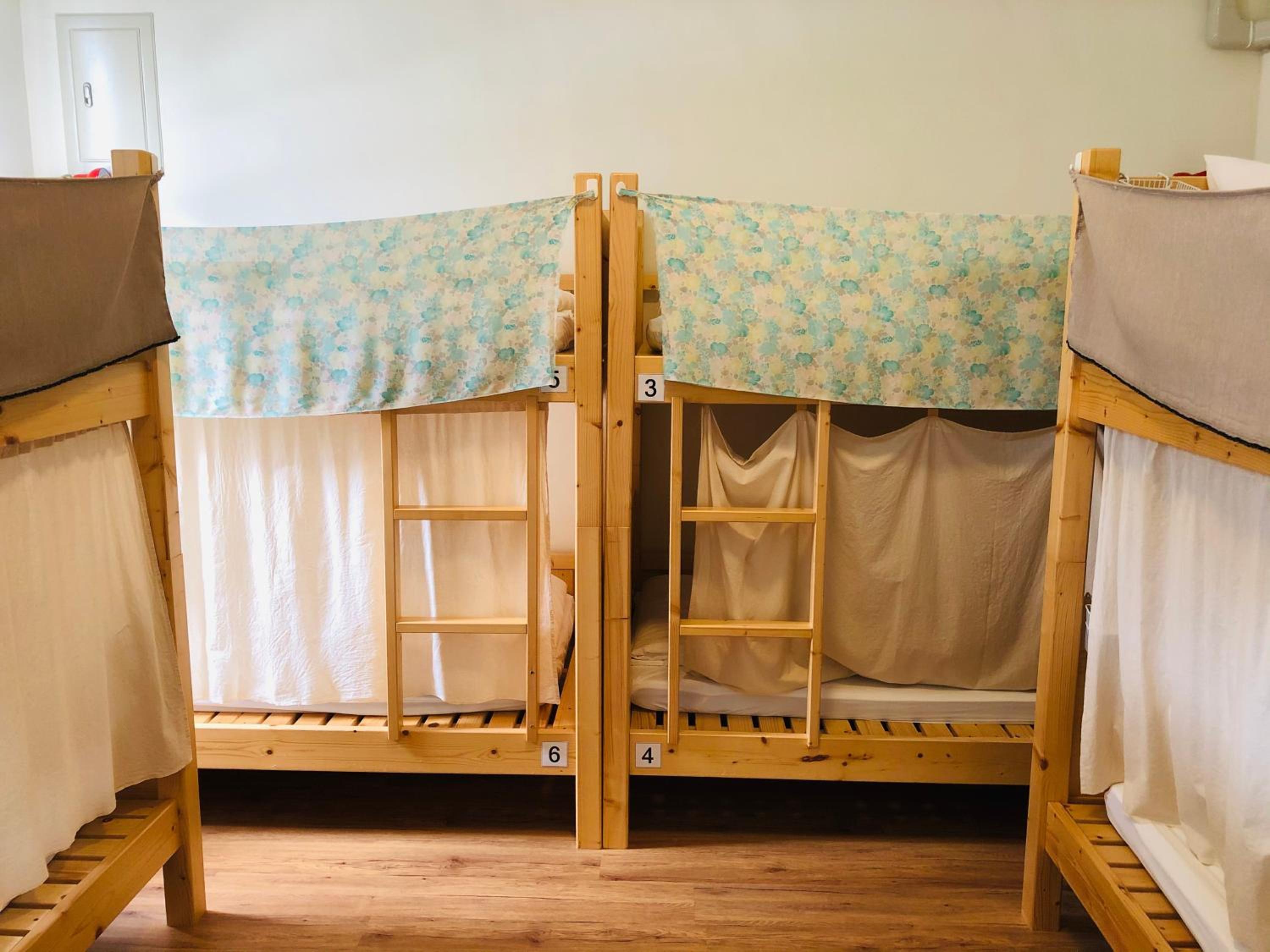 Bed in 8-Bed Mixed Dormitory Room