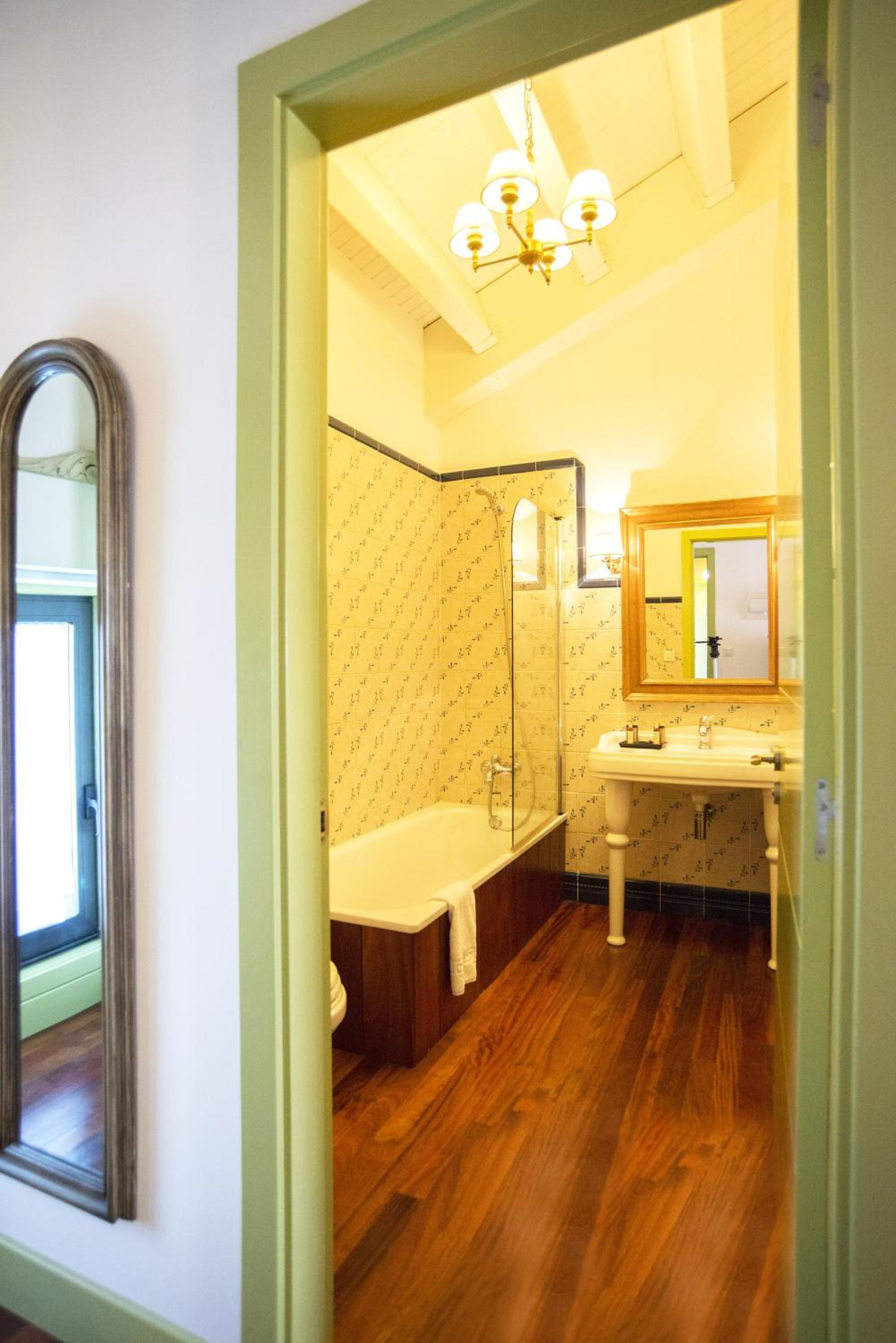 Superior Double Room with Terrace - Photo 17
