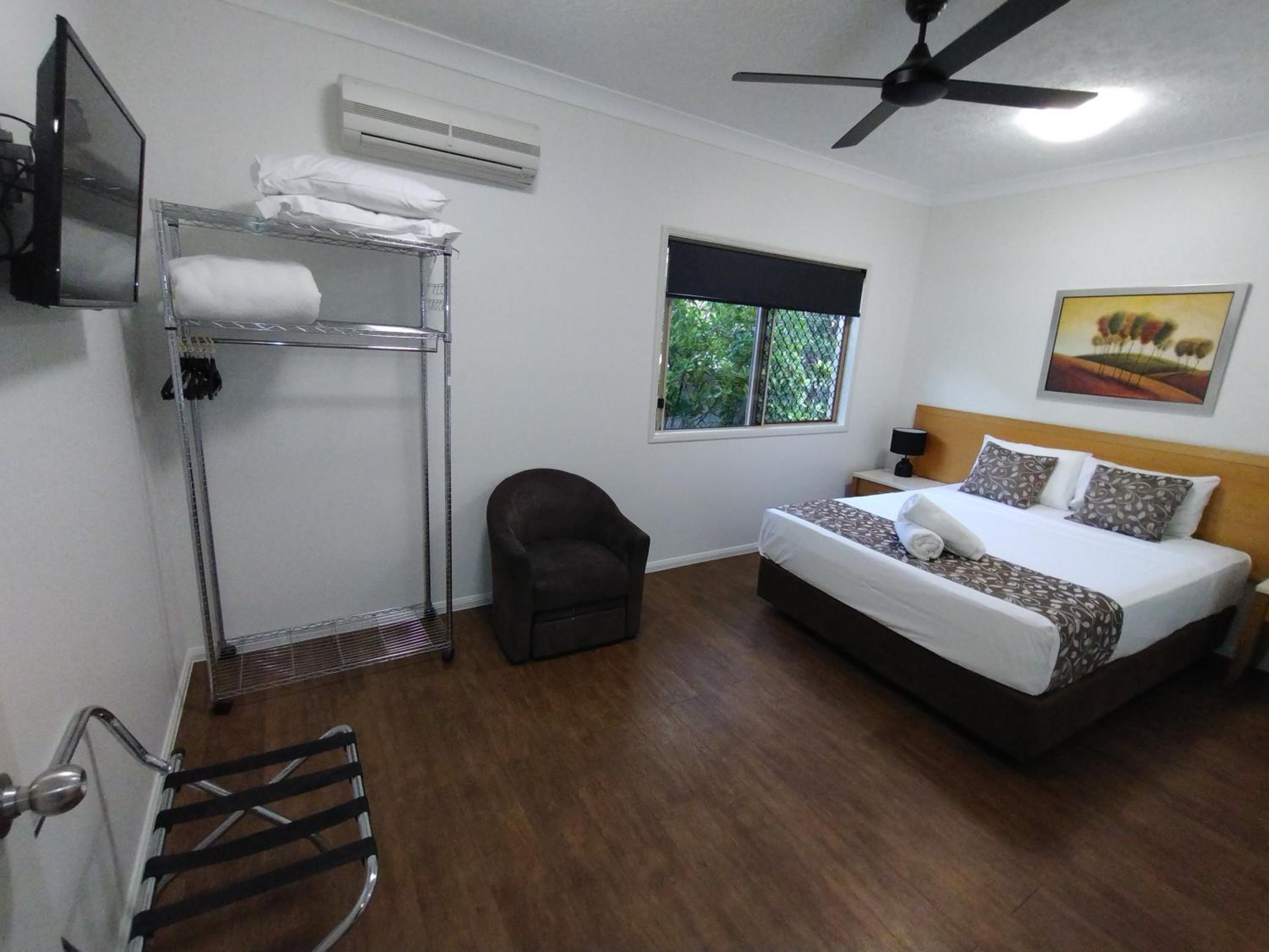 Executive One-Bedroom Studio Apartment  photo 3