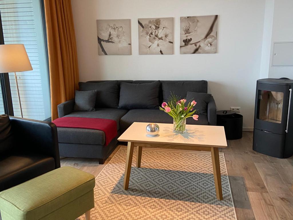 Apartment with Terrace photo 1