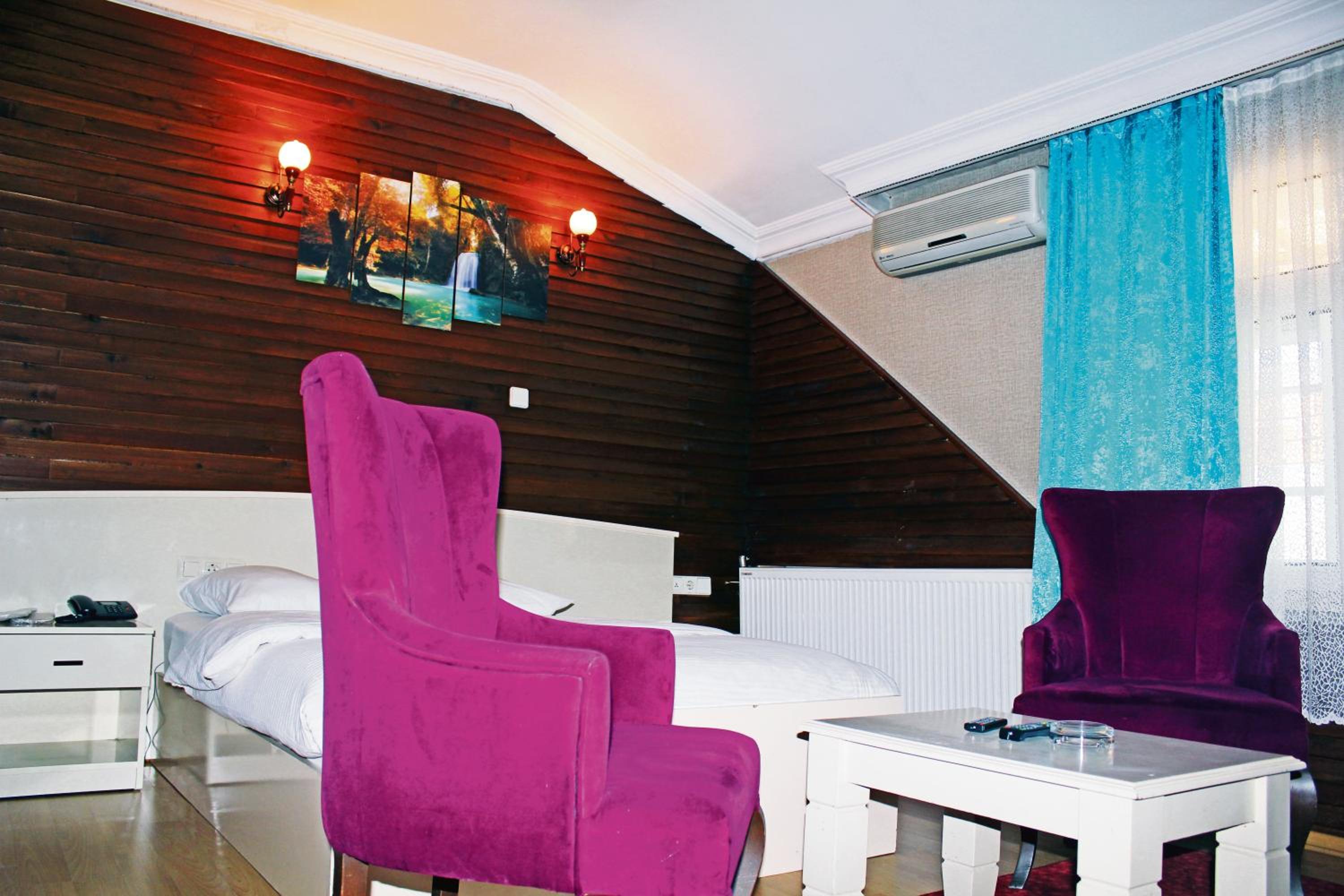 Deluxe Triple Room with Sea View