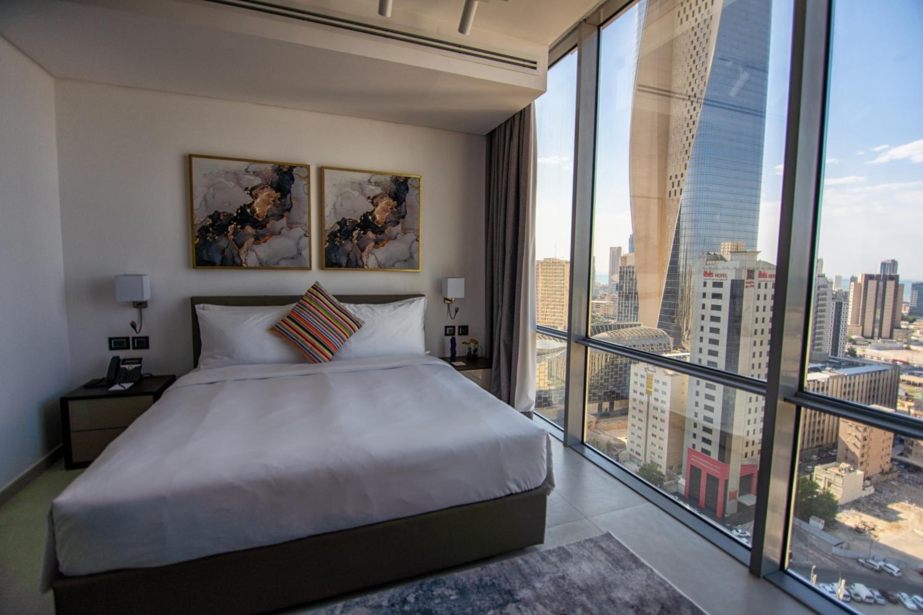 Superior King Room - Photo 6