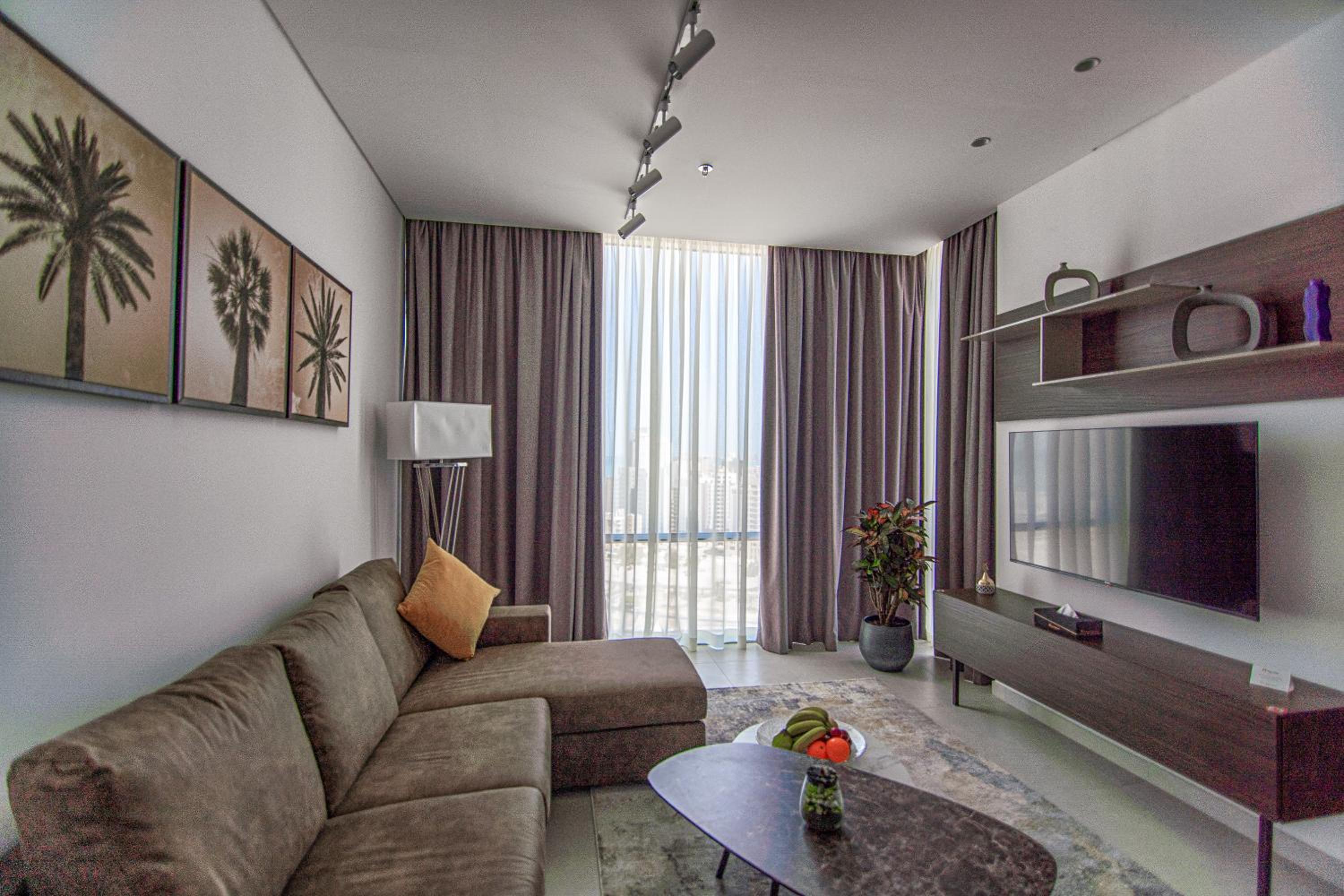 Superior Suite - Photo 12