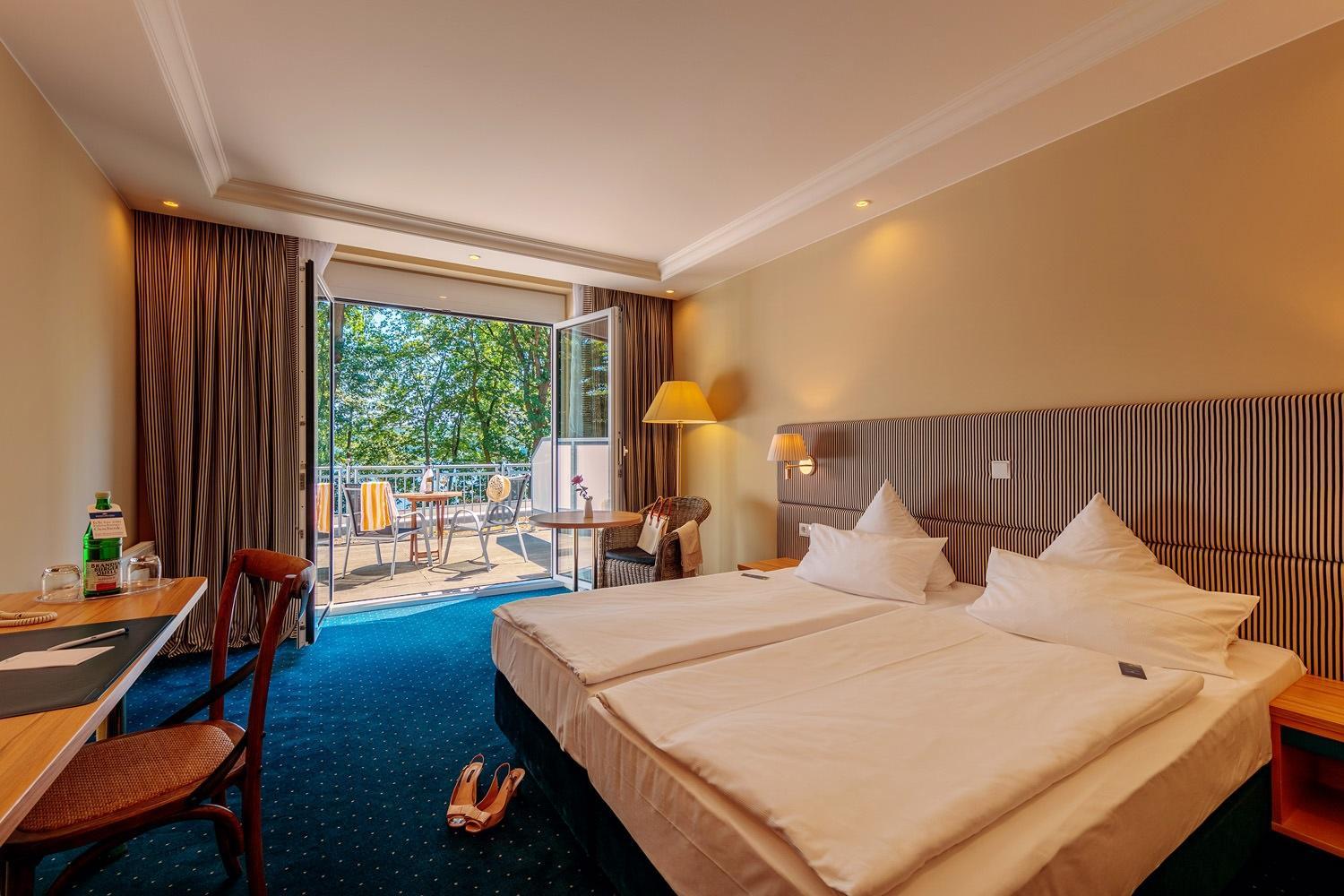 Comfort Double Room with Lake View - Photo 1