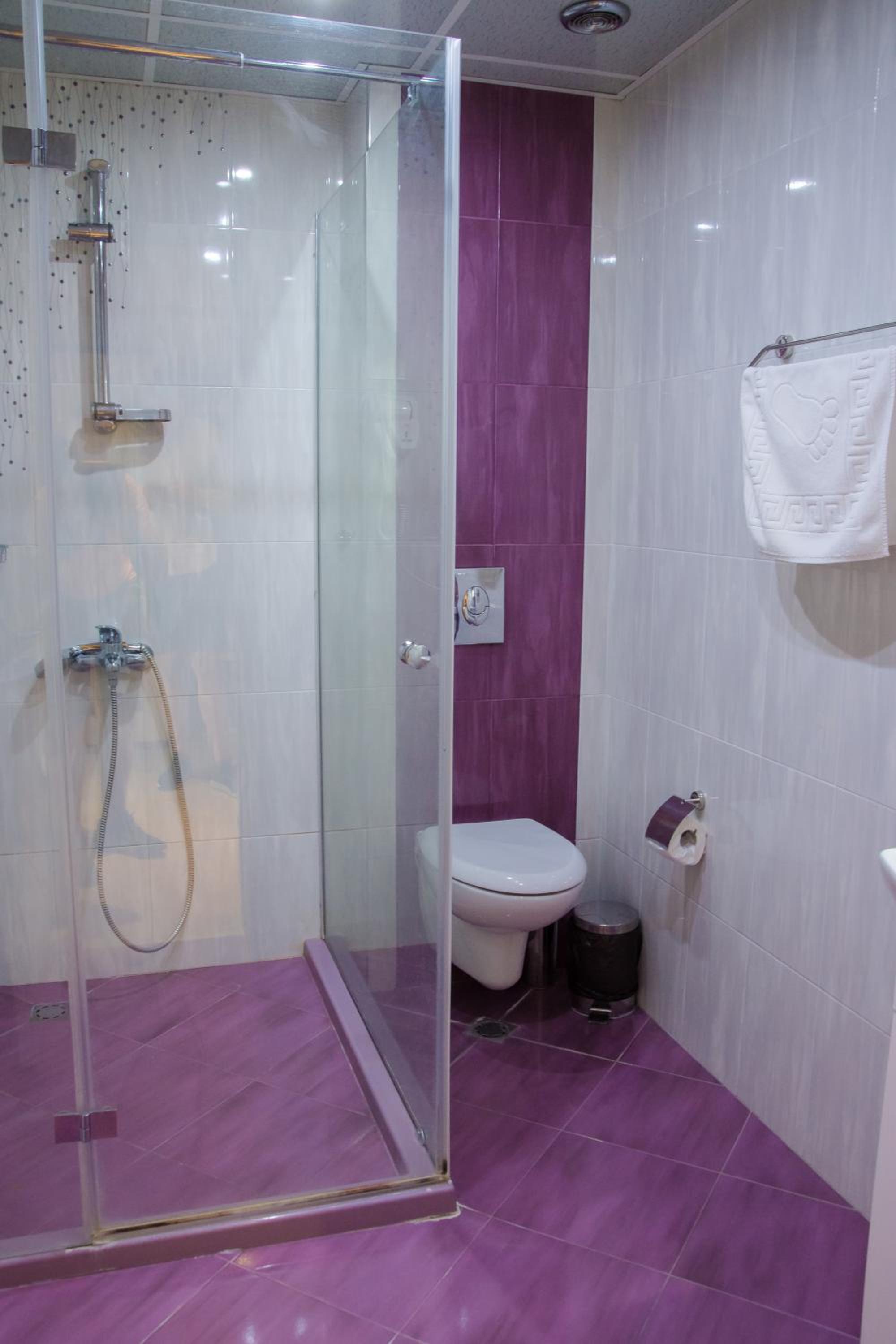 Family Studio - Photo 3