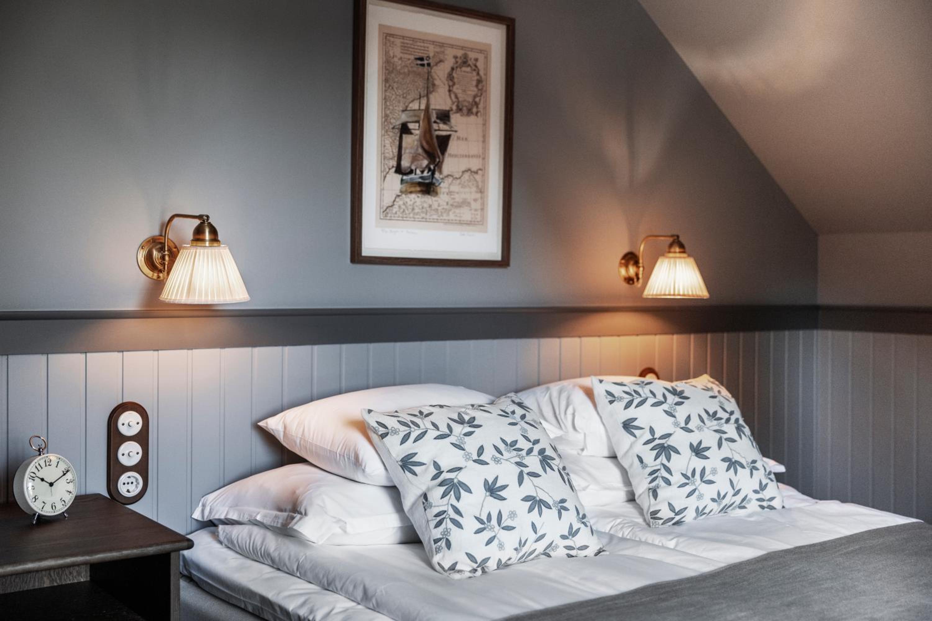 Superior Double or Twin Room photo 2