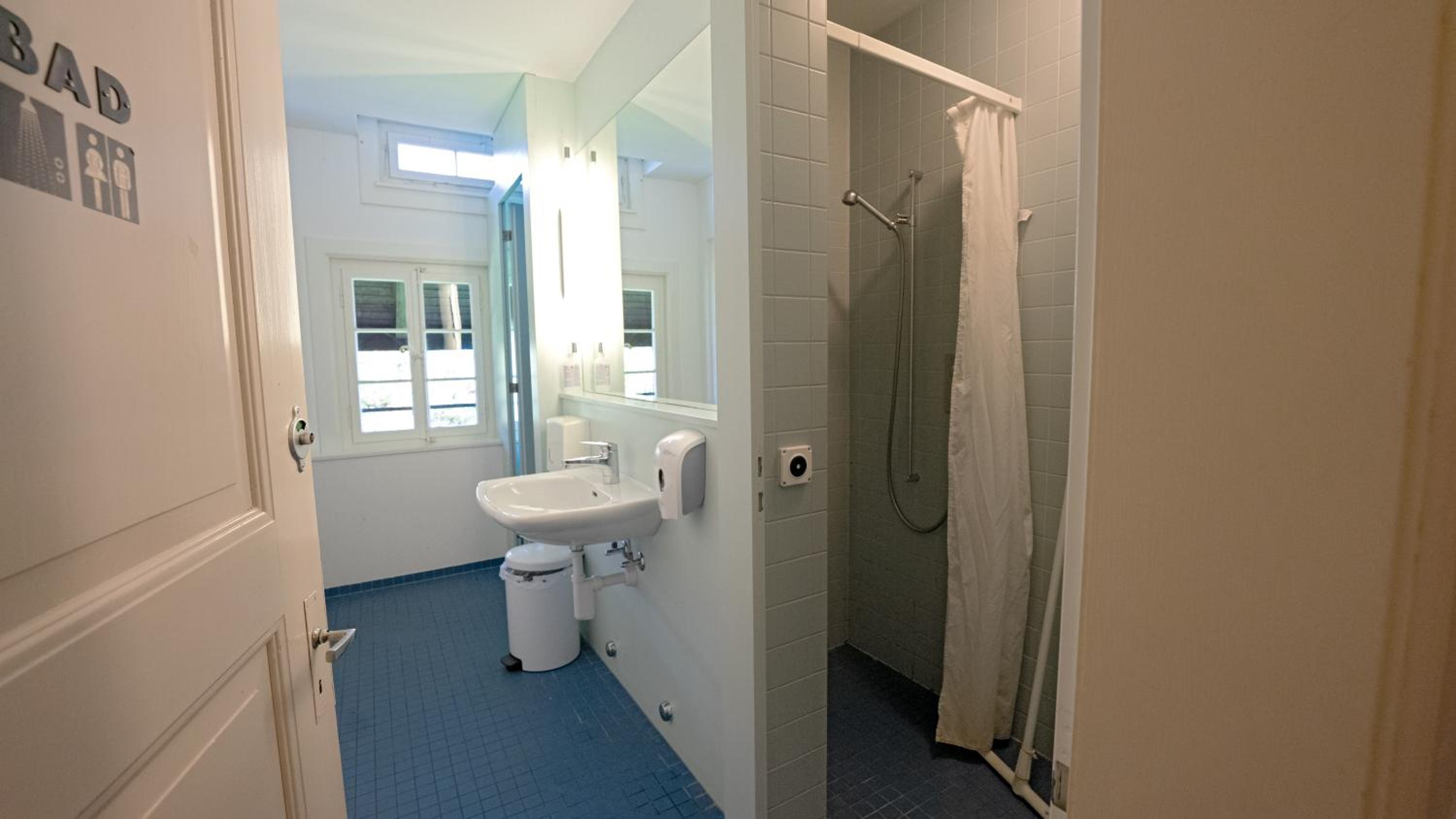 Standard Twin Room photo 2