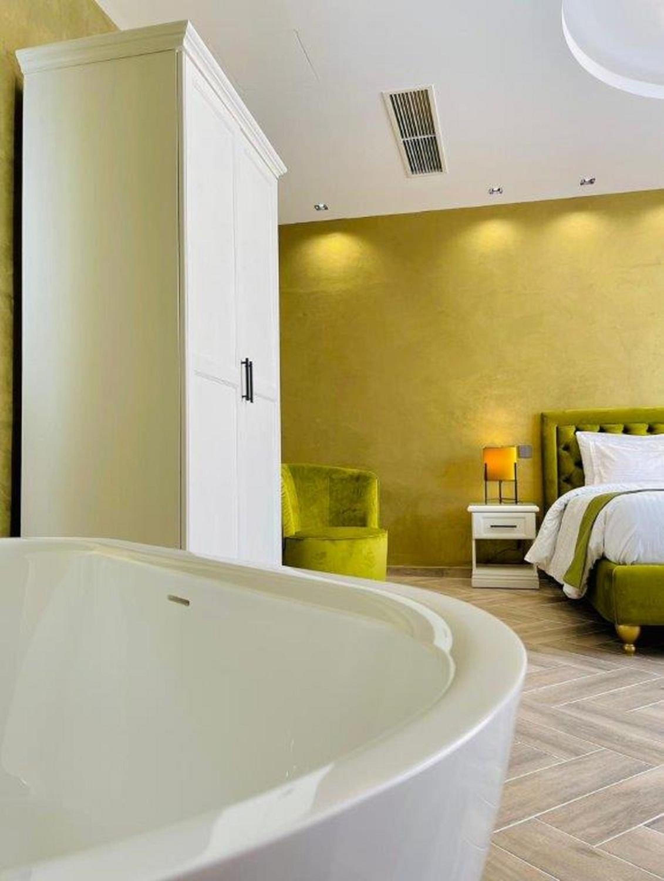 Deluxe Junior Suite
