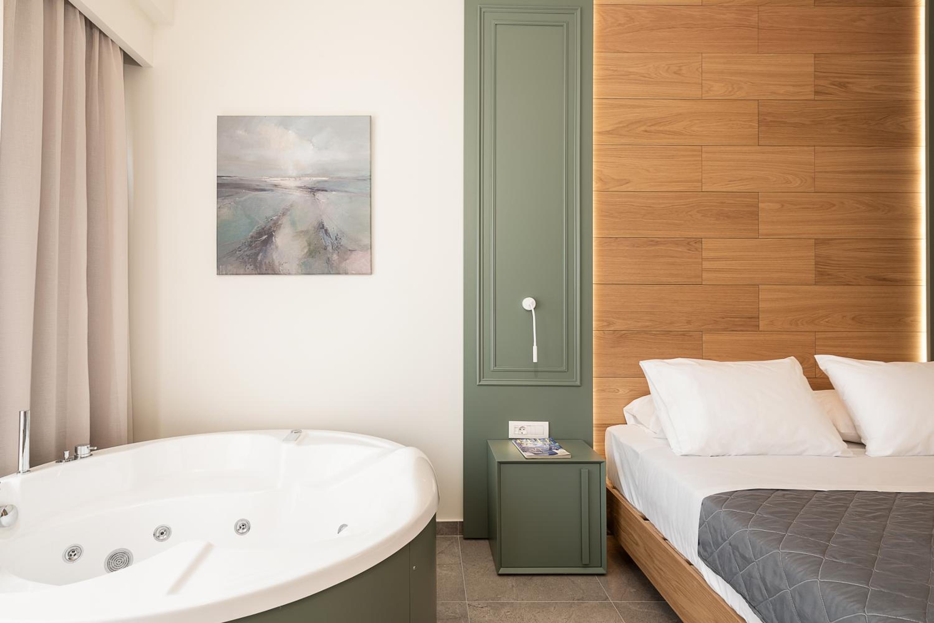 Deluxe Double Room - Photo 2