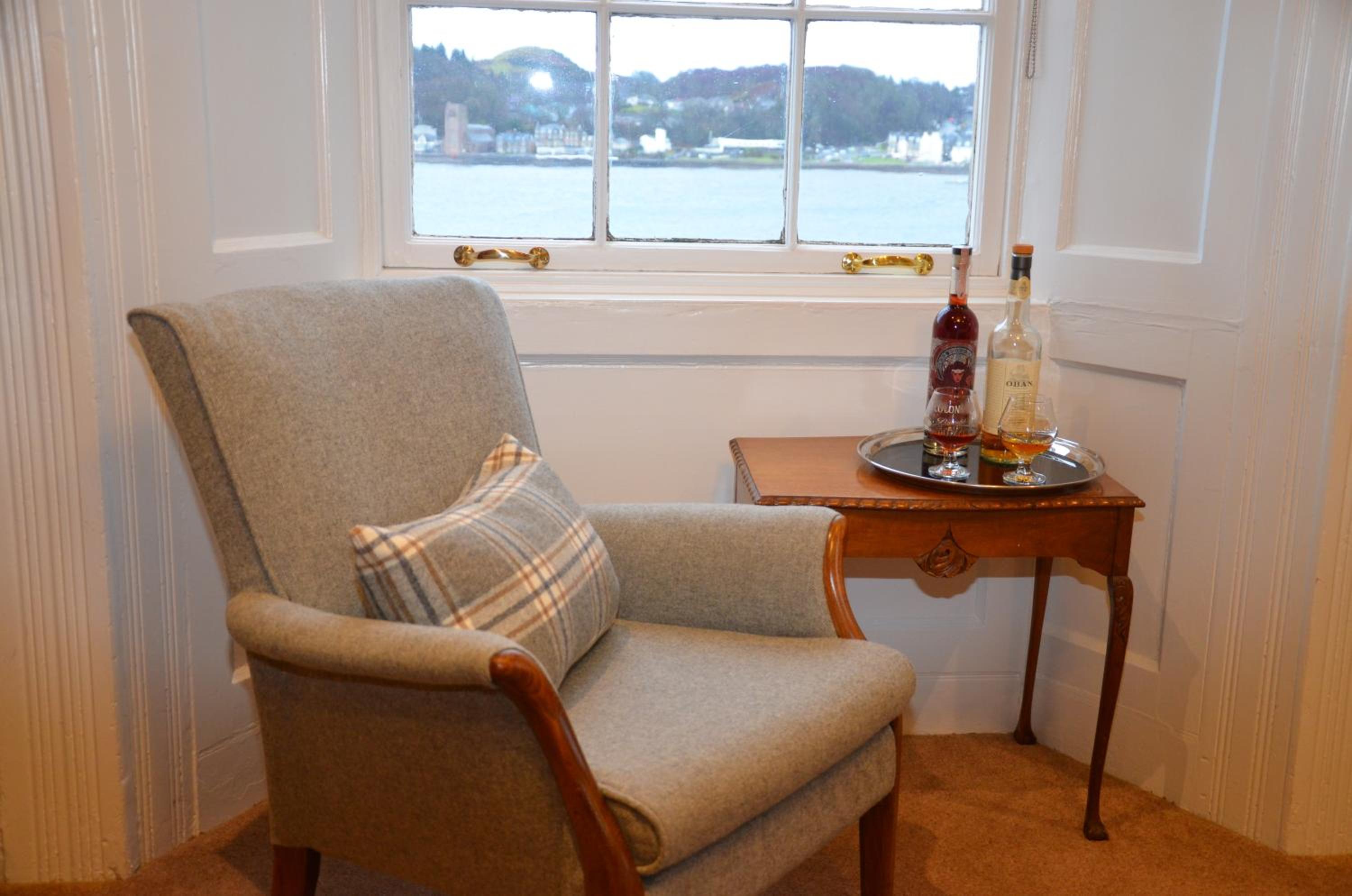 King Room with Sea View - Photo 3