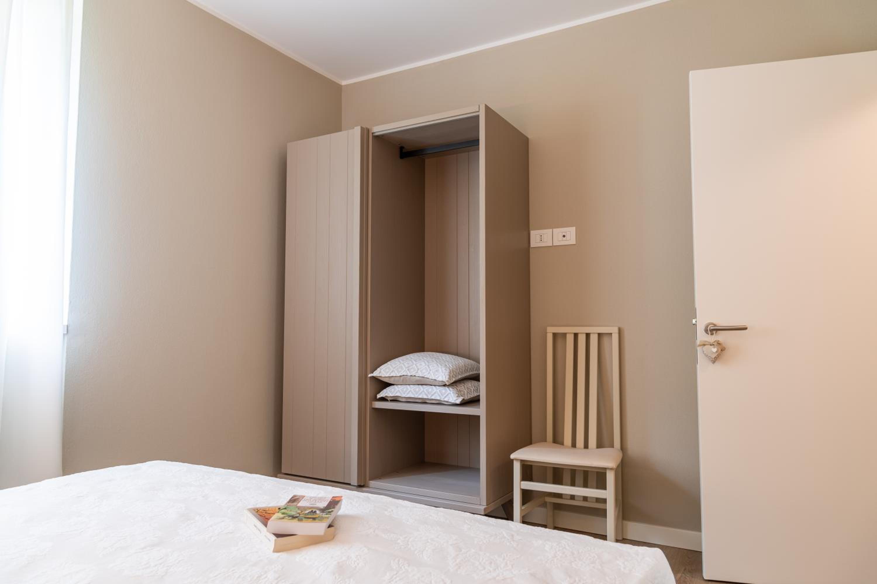 Standard Double Room - Photo 2