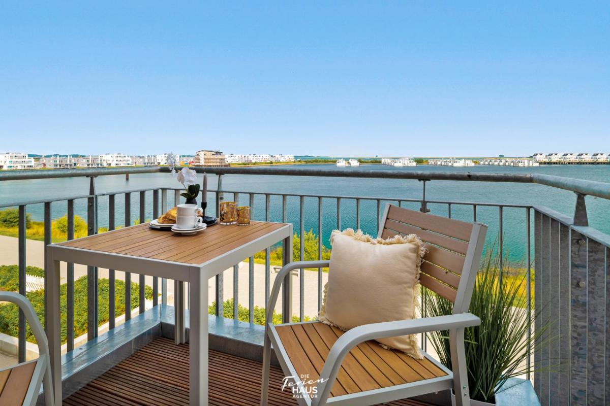 Apartment with Sea View photo 1