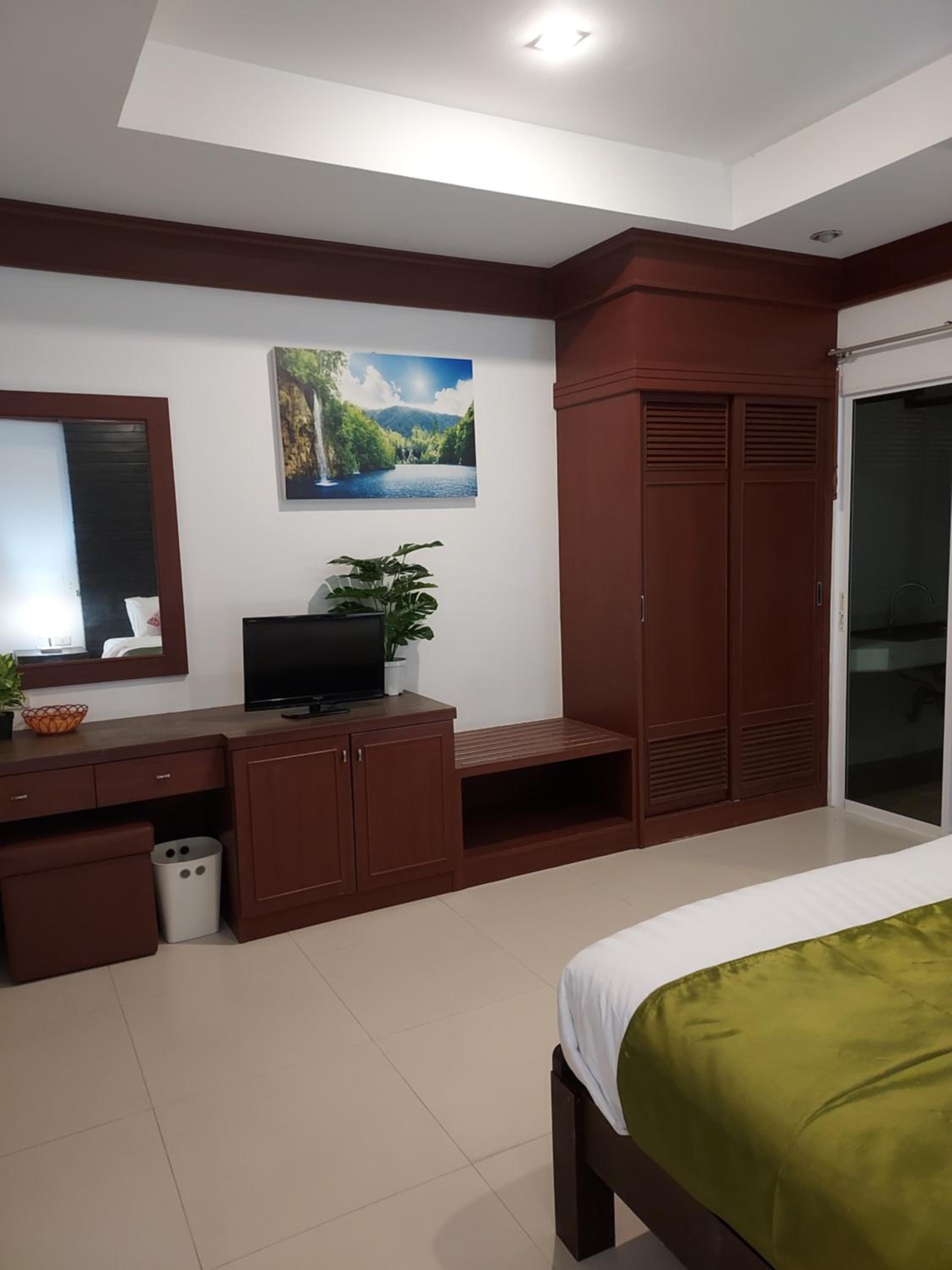 Standard Double Room - Photo 4