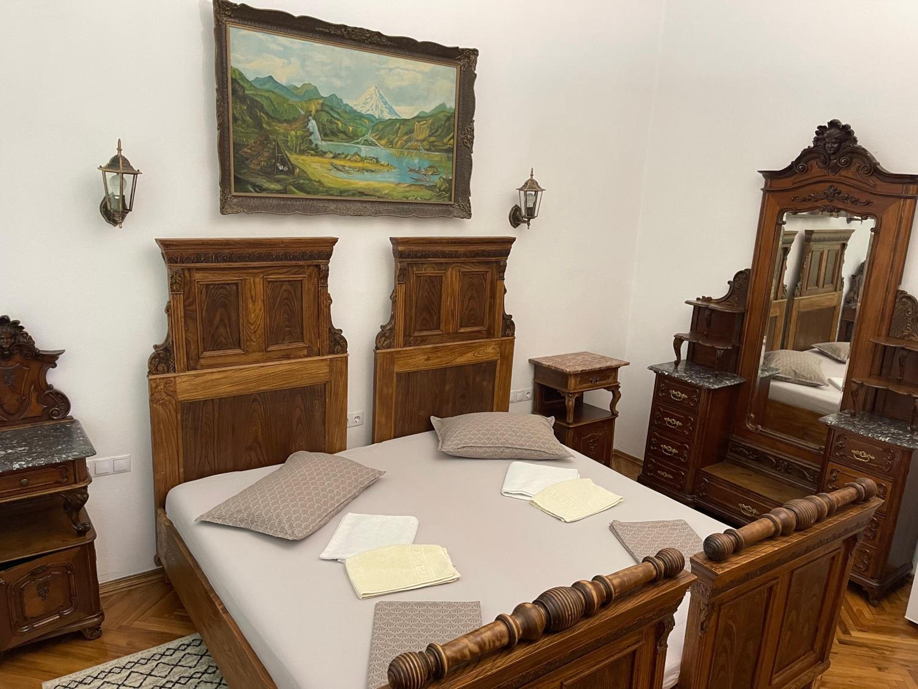 Superior King Room