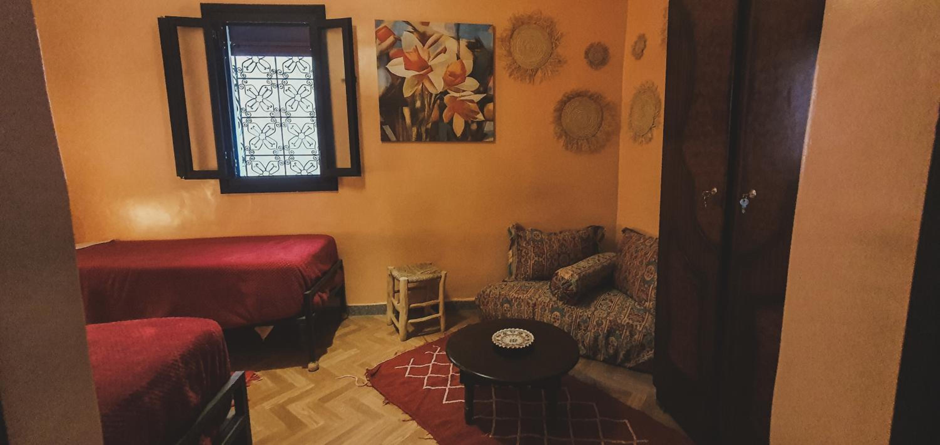 Twin Room - Photo 7