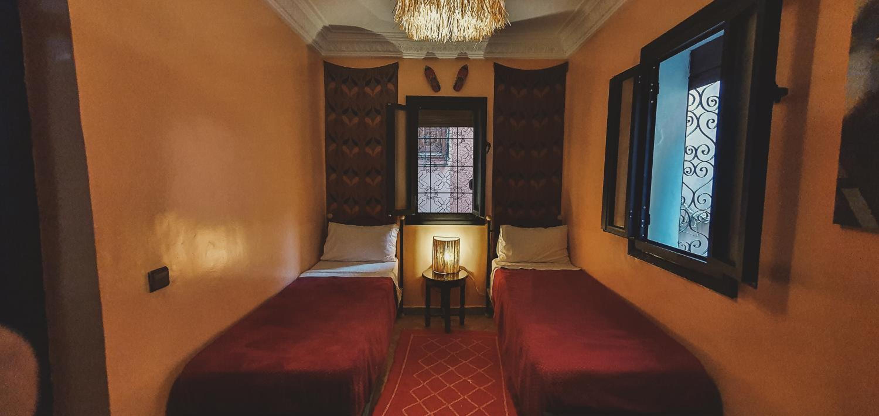 Twin Room - Photo 1