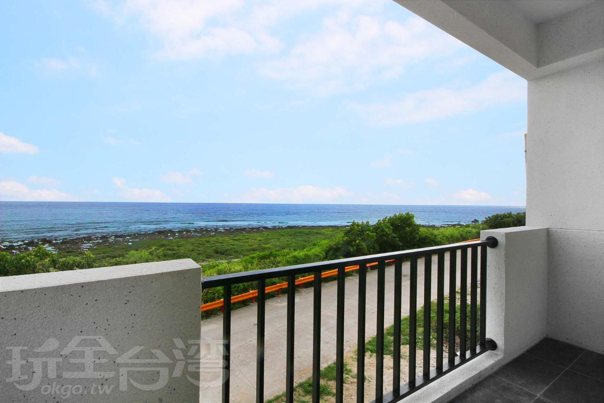 Quadruple Room with Sea View photo 2