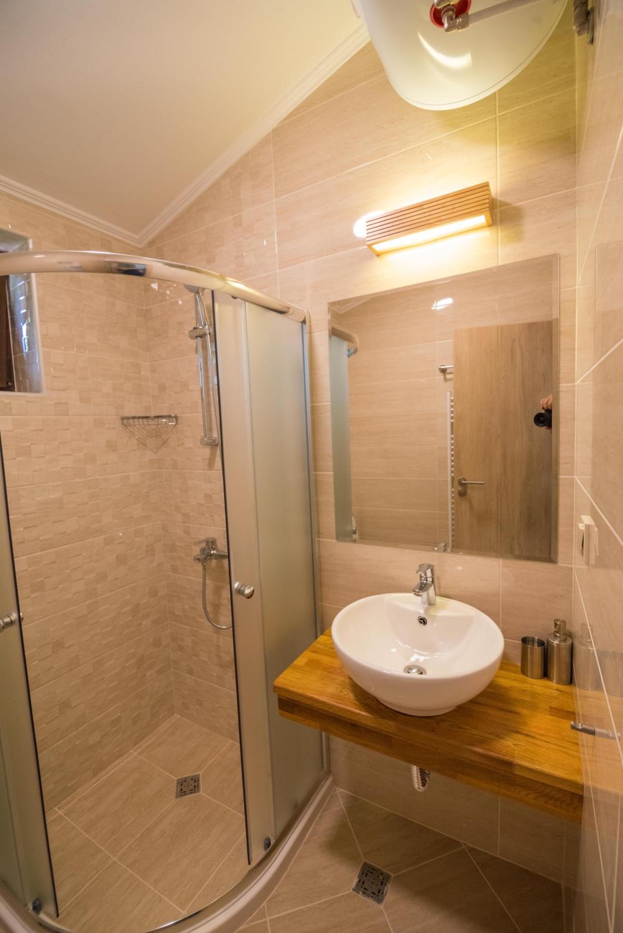Two-Bedroom Apartment with Terrace photo 3