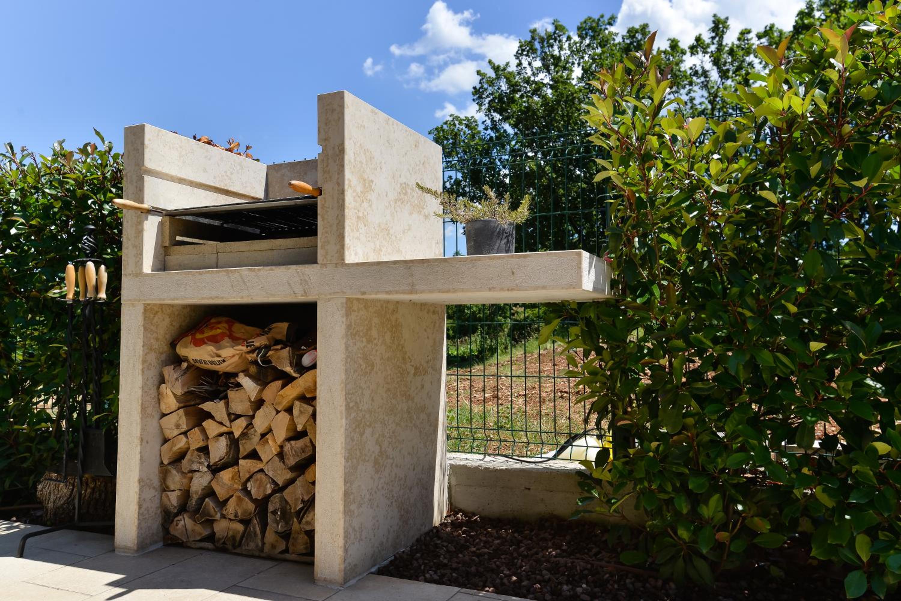 Villa photo 3