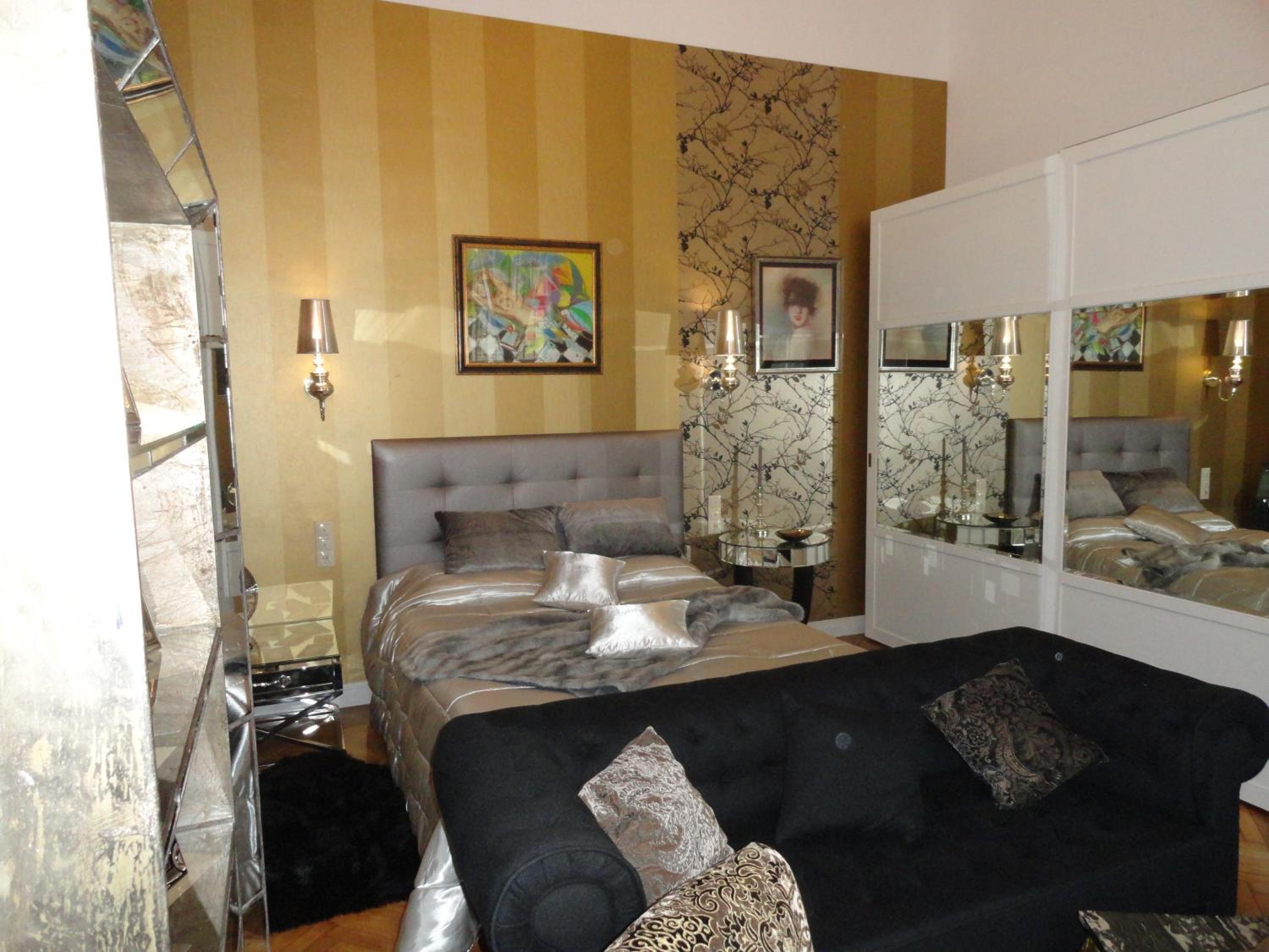 Two-Bedroom Apartment - Photo 124