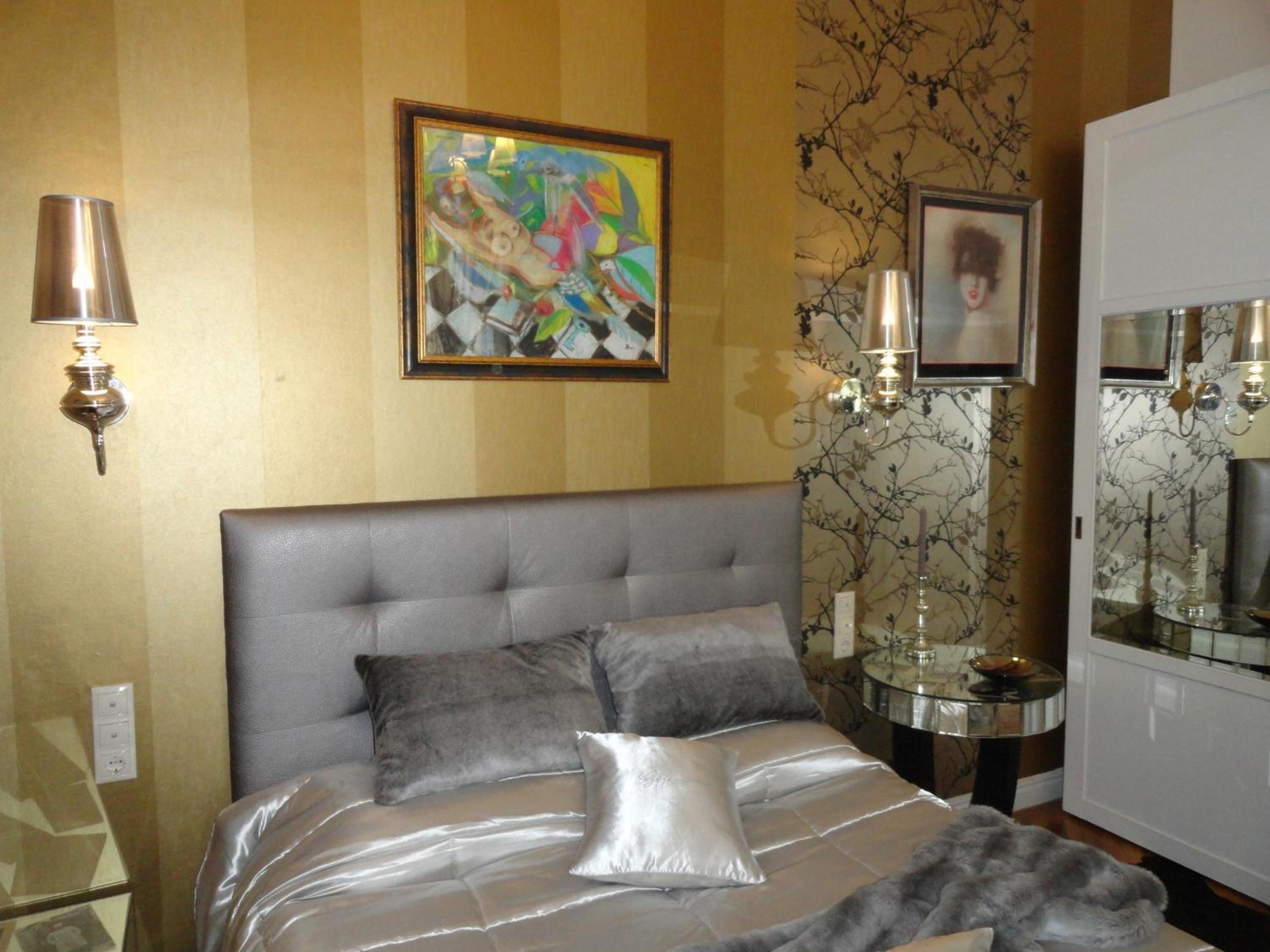Two-Bedroom Apartment - Photo 118