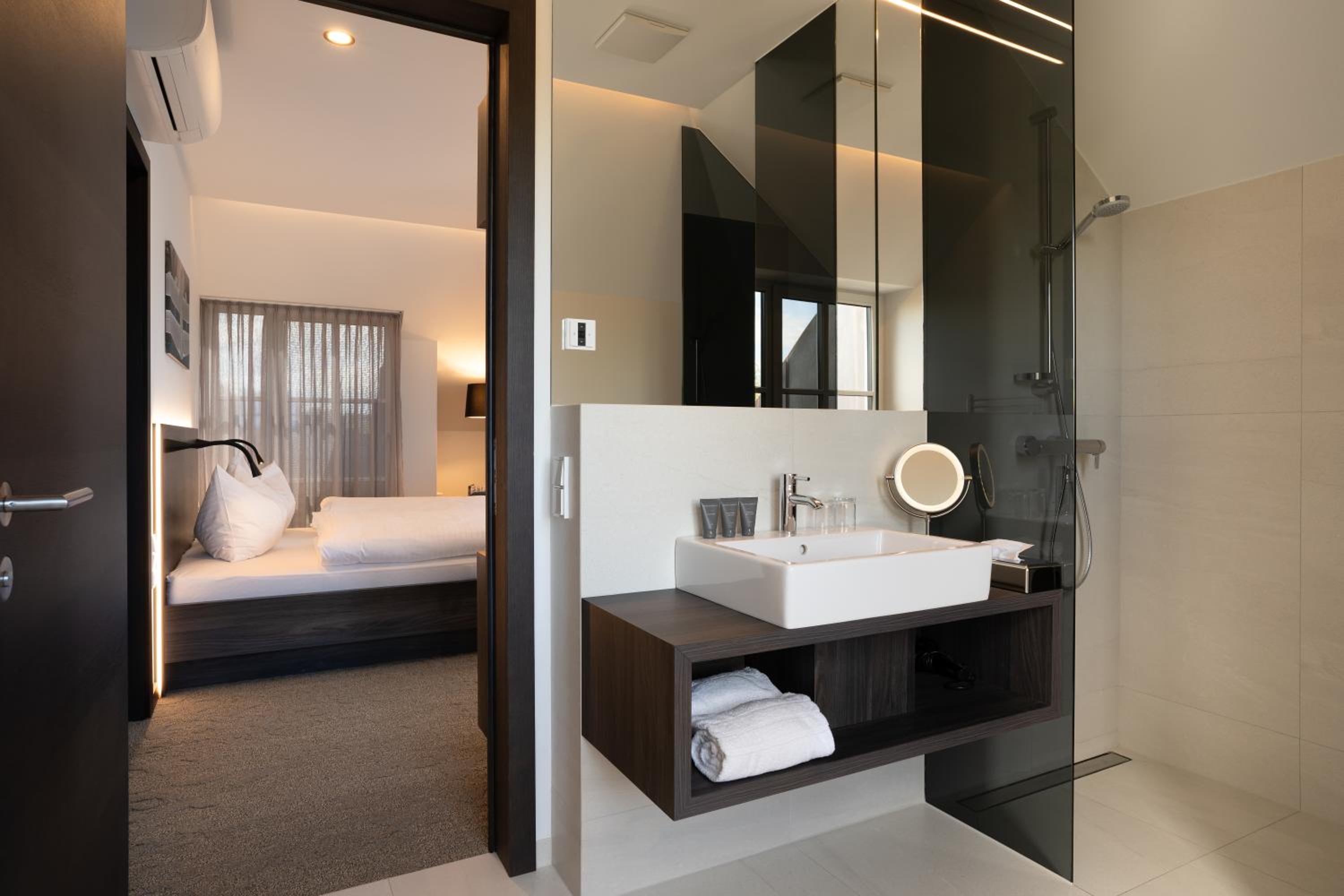 Double Room Superior - Photo 8