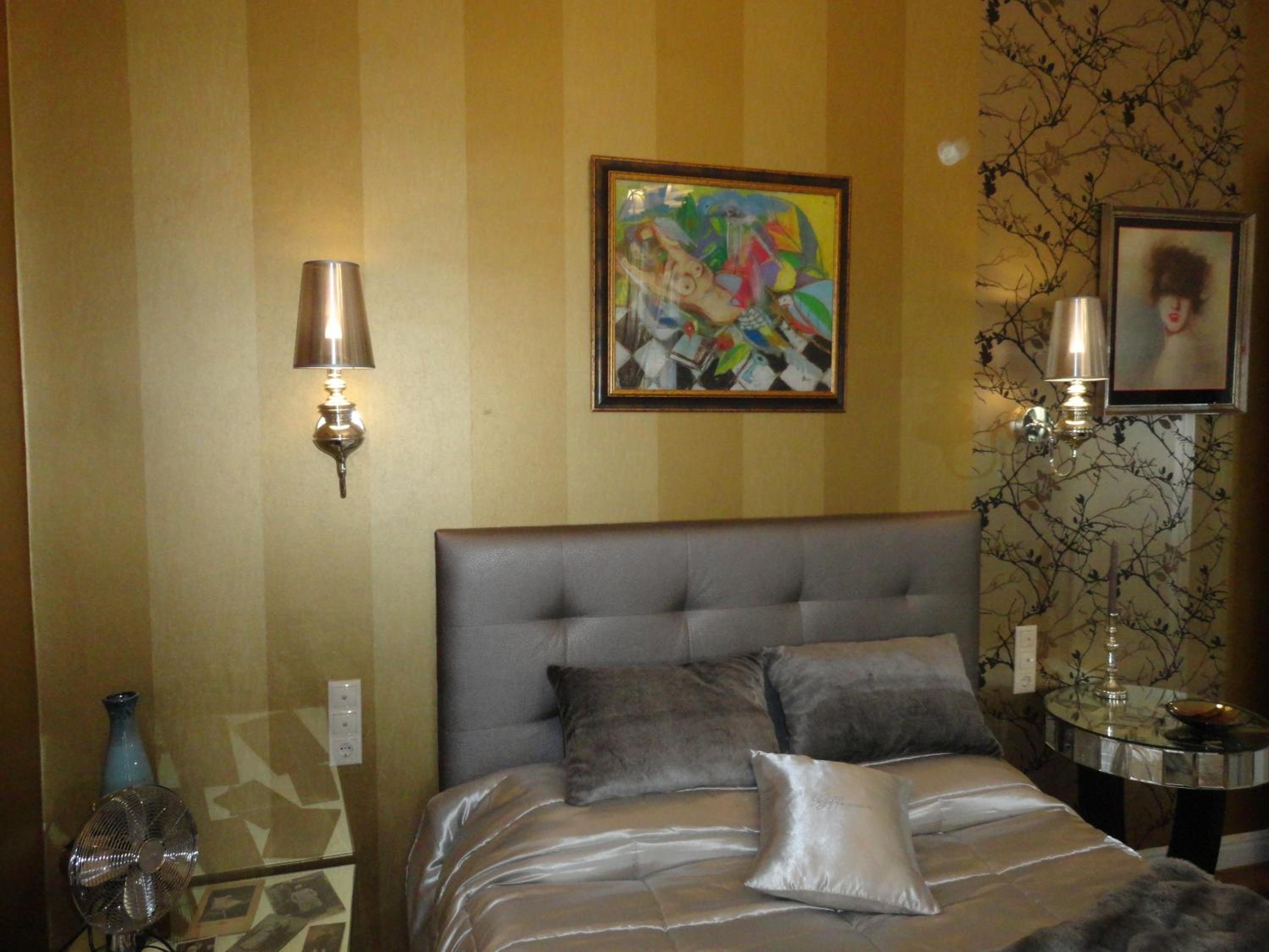 Two-Bedroom Apartment - Photo 144