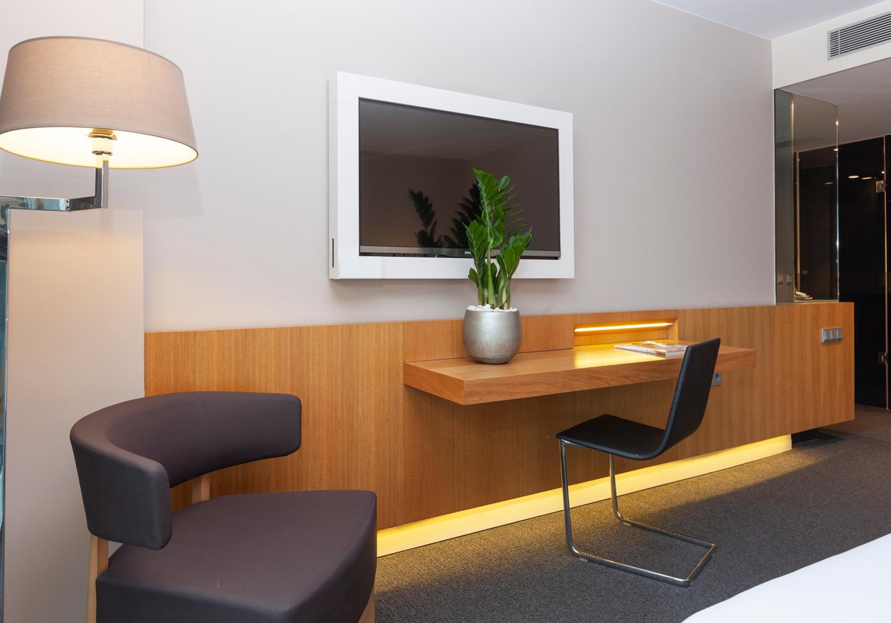 Superior Double or Twin Room photo 3