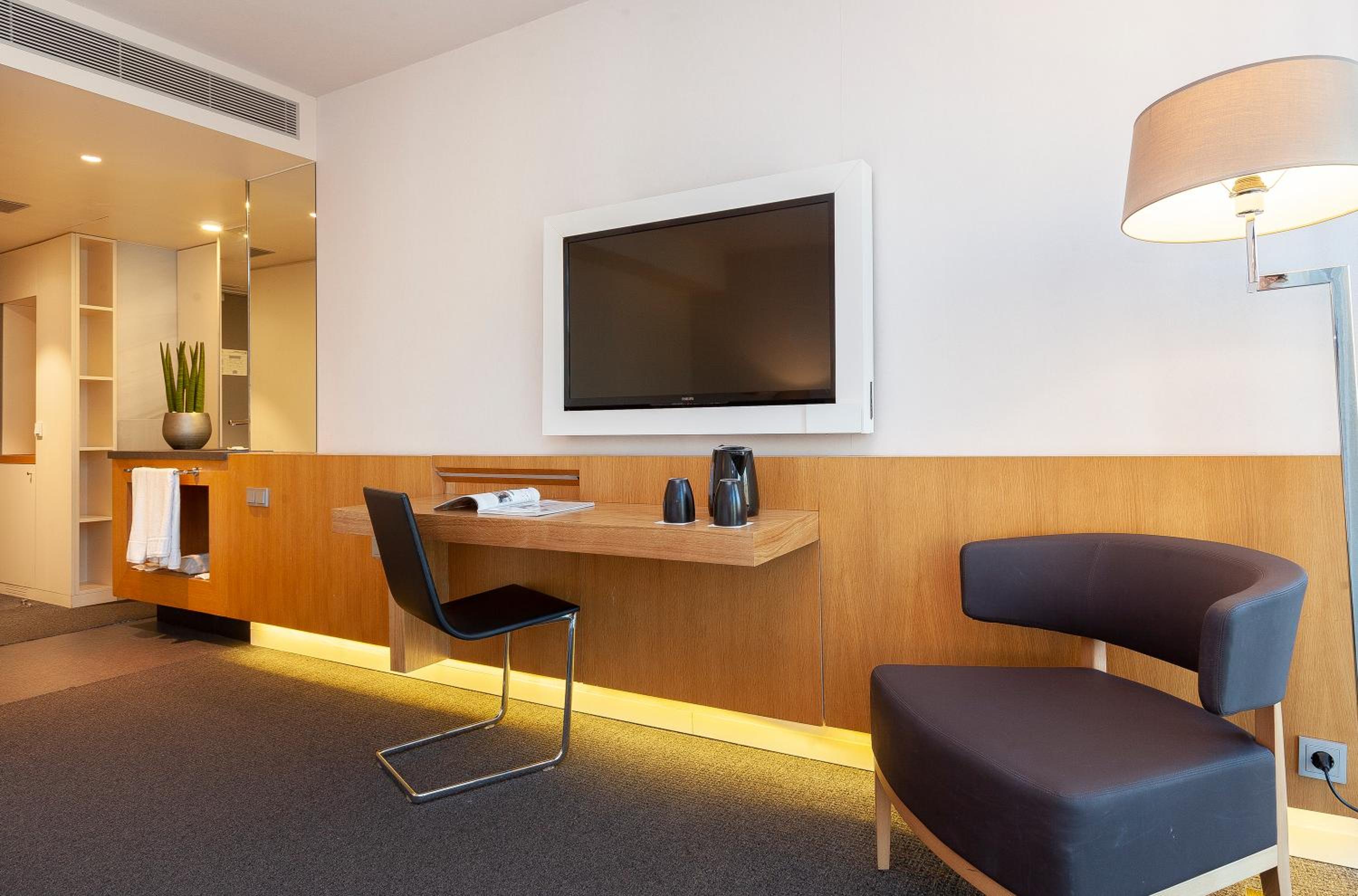Superior Double Room with City View photo 3