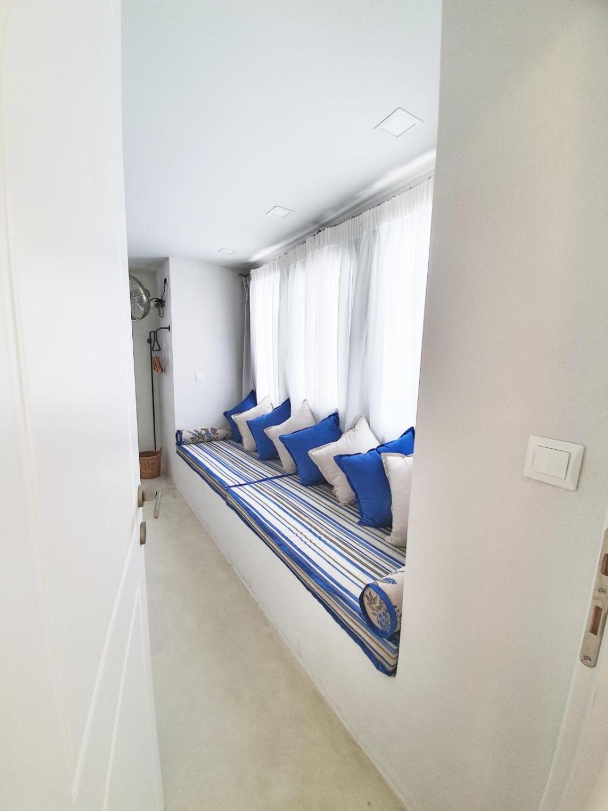 Villa - Beach Front photo 3