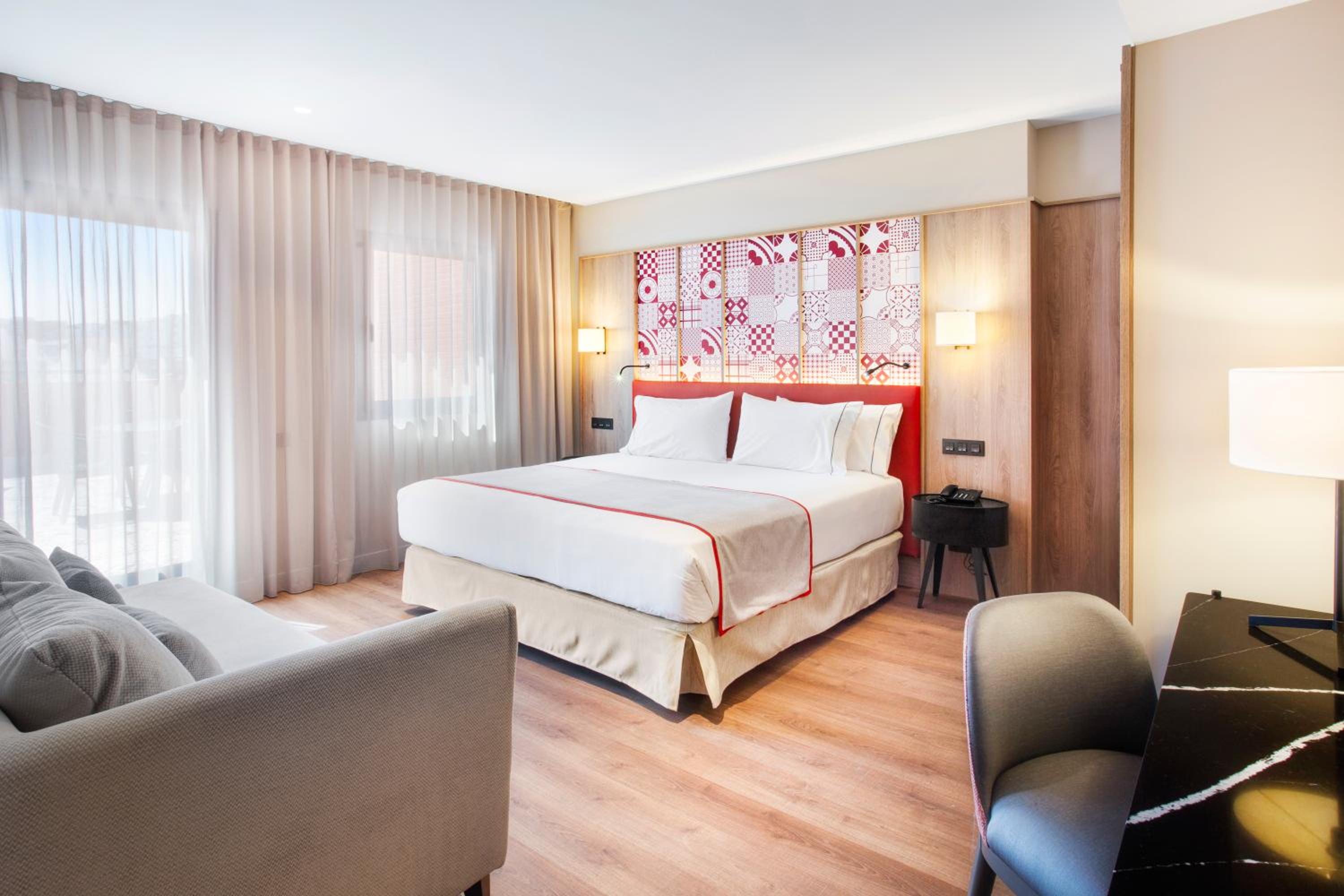 Junior Suite with Terrace - Photo 4