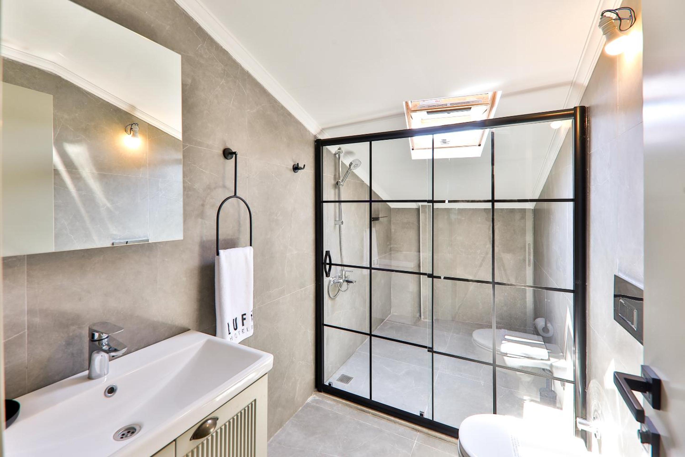 Triple Room with Balcony photo 3