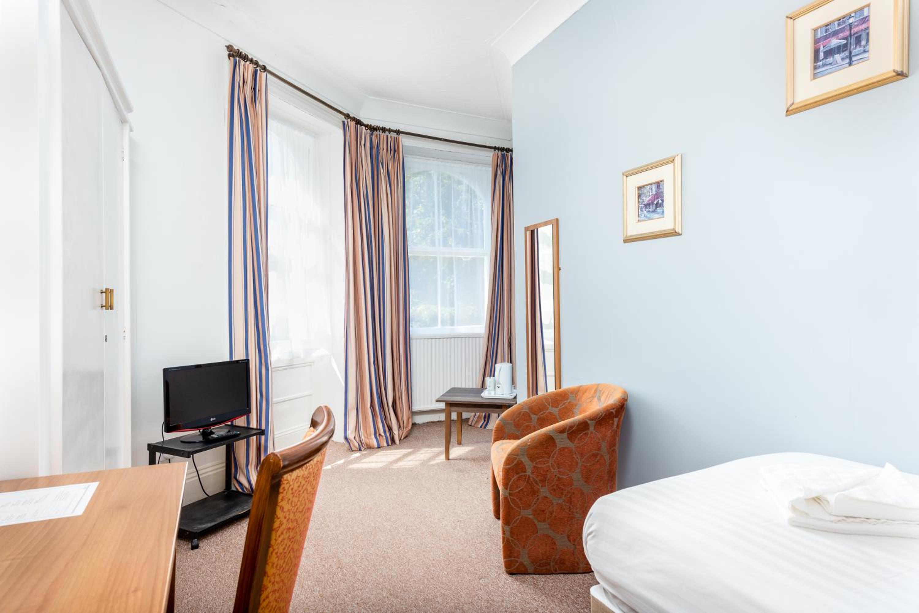 Single Room photo 1