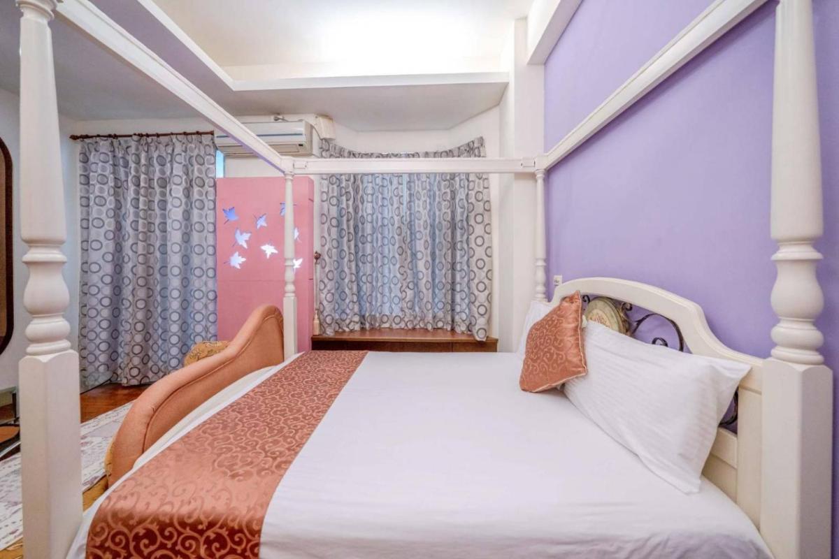 Deluxe Double Room with Bath photo 2
