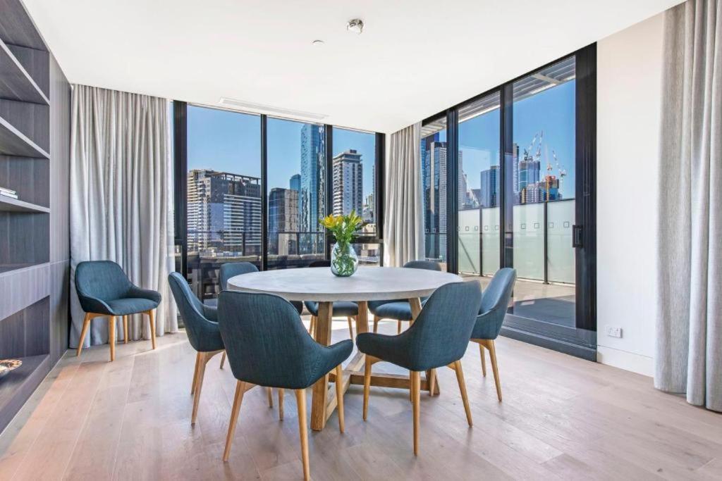 Penthouse Apartment
