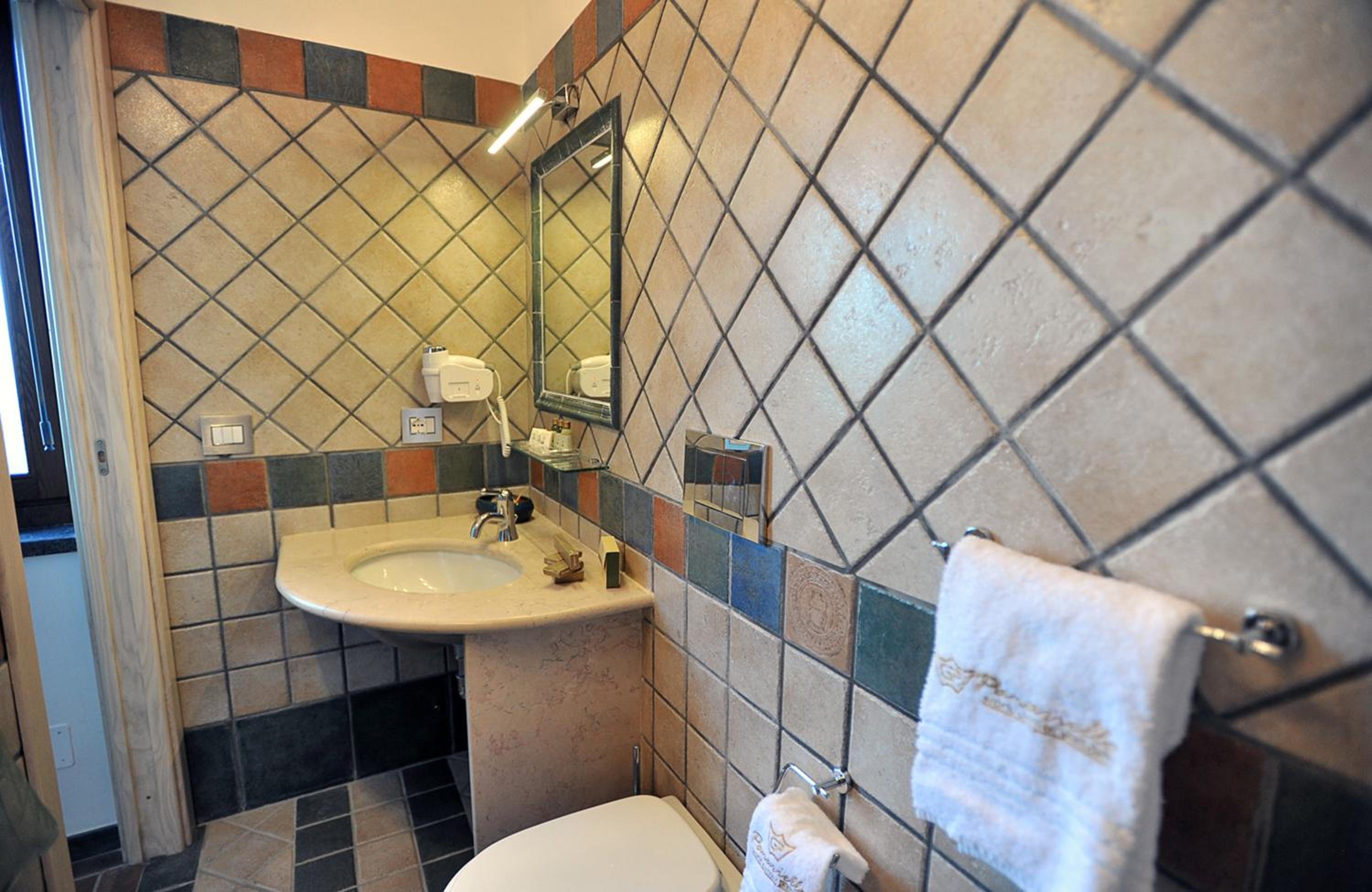 Double Room with Street View