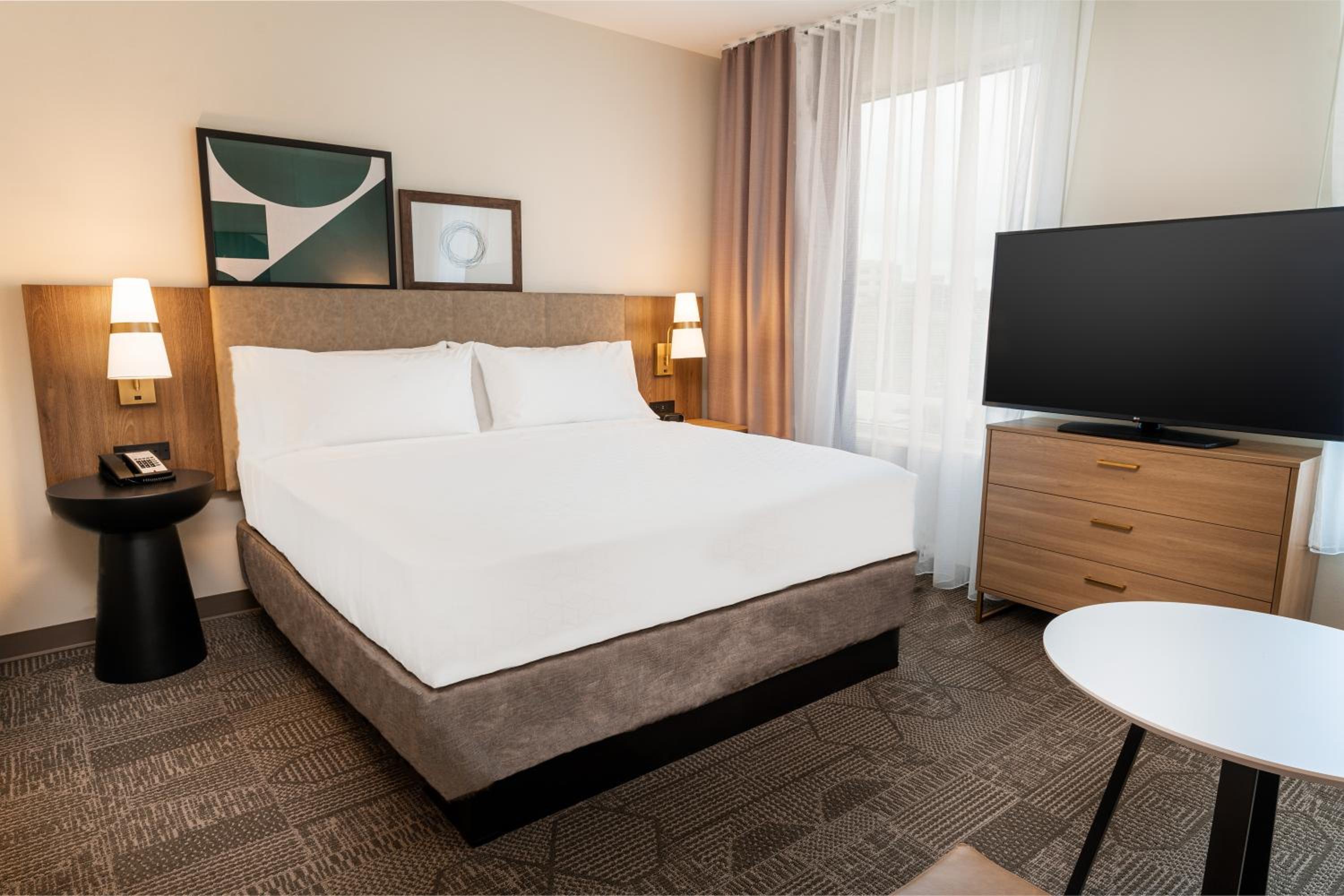 King Studio Suite - Photo 4