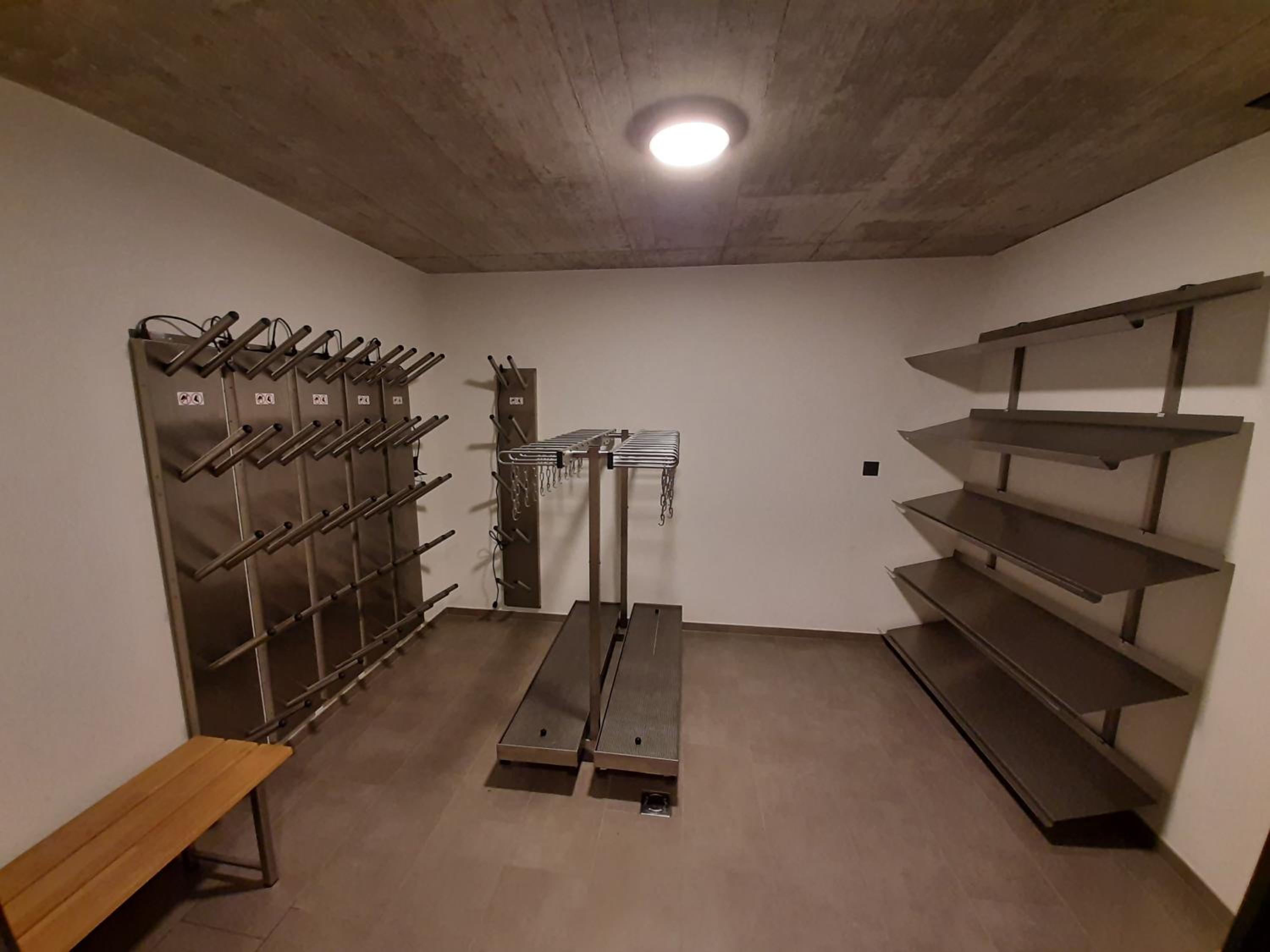 One-Bedroom Apartment - Photo 10