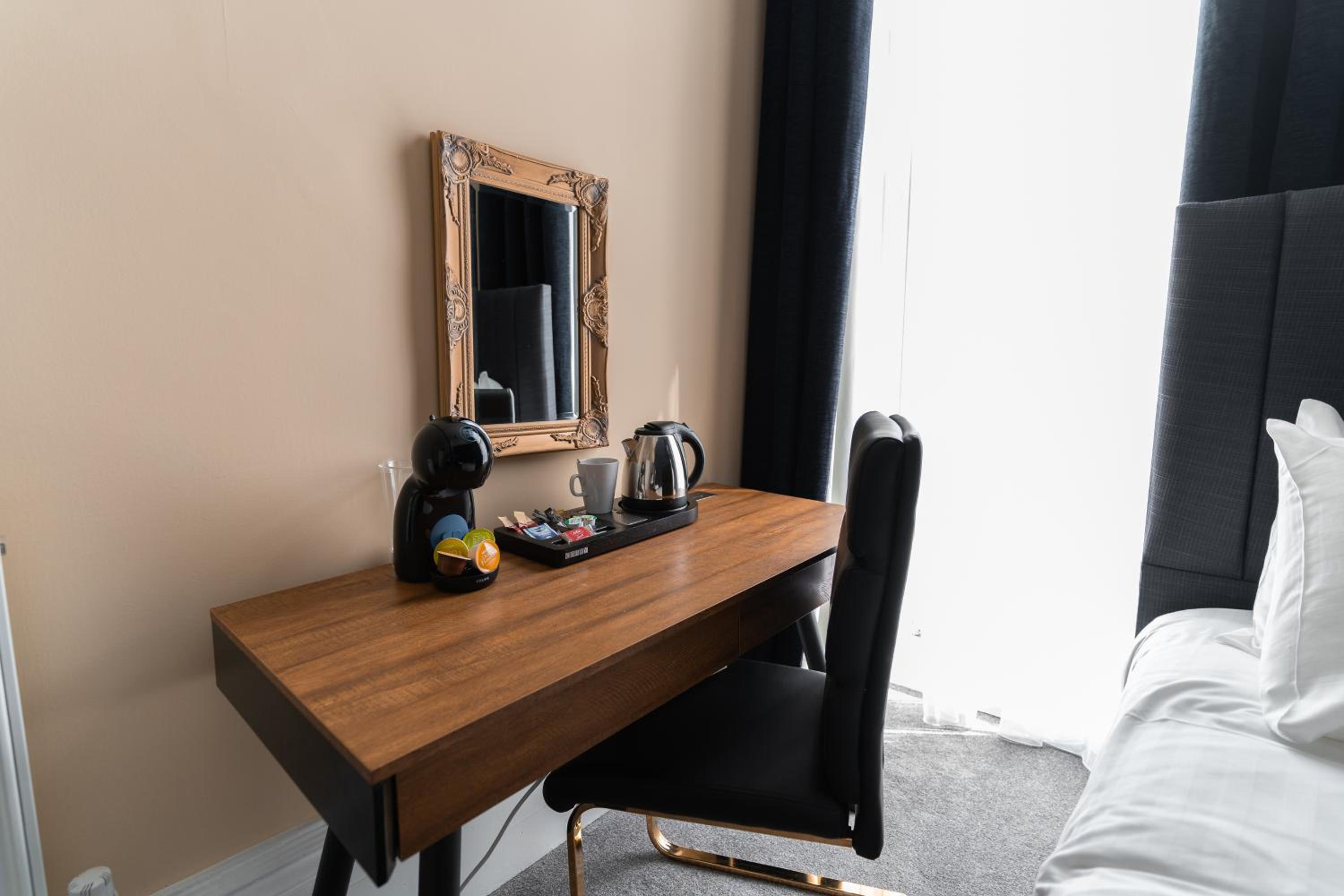 Deluxe Single Room with Sea View