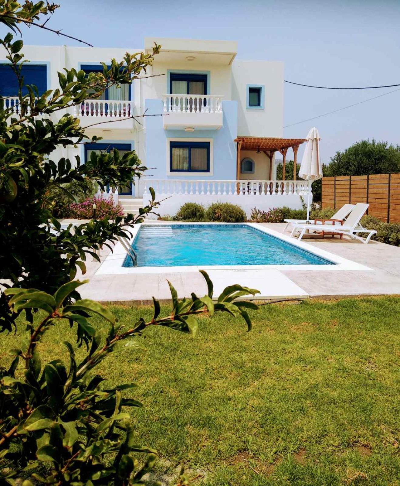 Two-Bedroom Villa with Private Pool (Camelia) photo 3