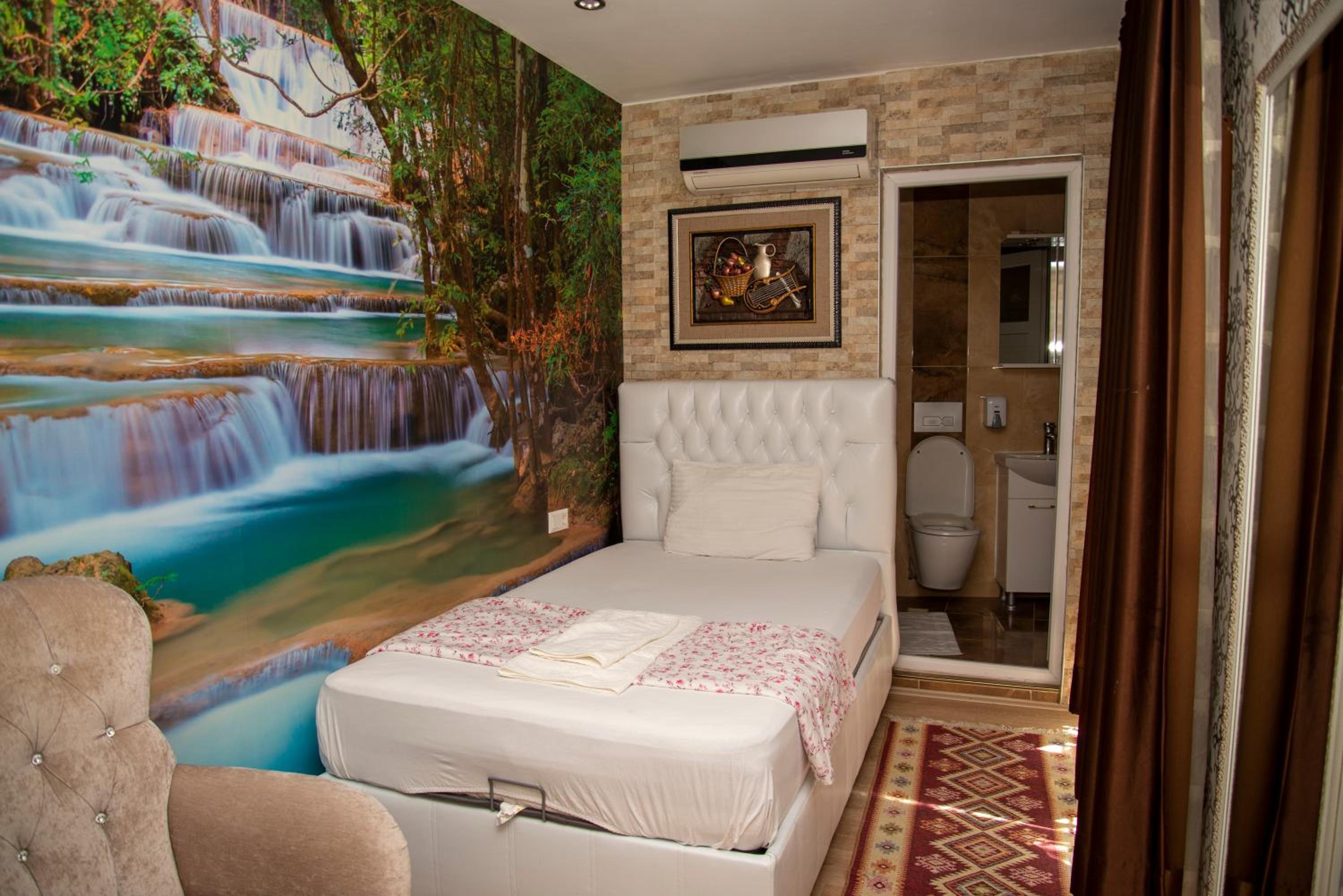 Standard Single Room
